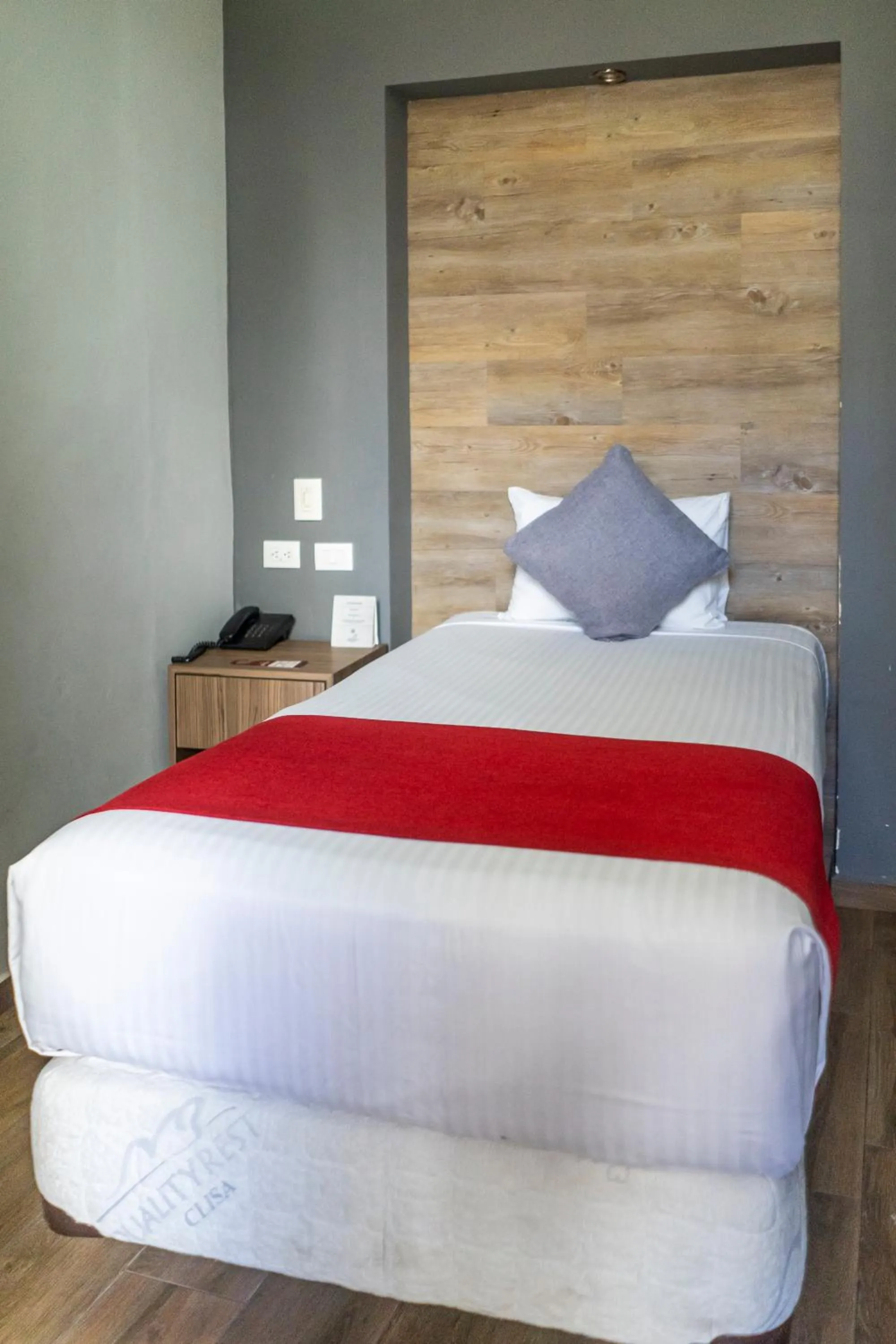 Photo of the whole room, Bed in Hotel Hidalgo