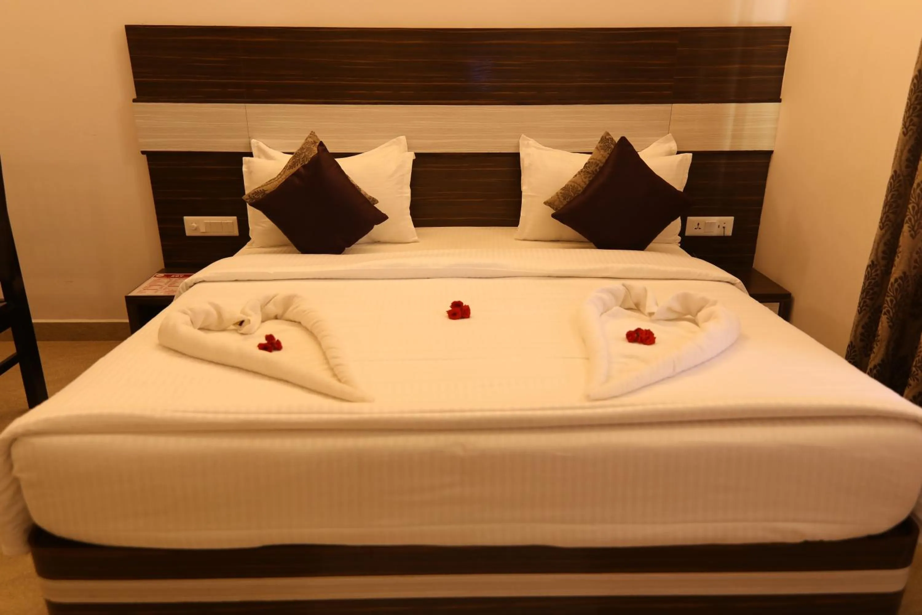 Bed in Sri Gnana Vedha Beach Residency