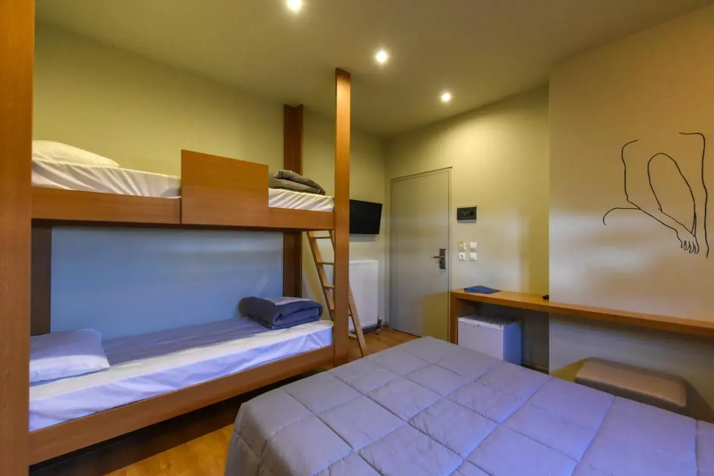 bunk bed in Kleopatra Inn bunk bed in Kleopatra Inn