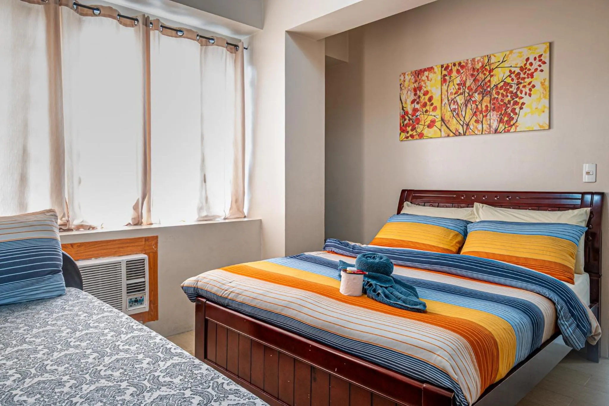 Bed in Condo Apartment near Manila Airport NAIA T3