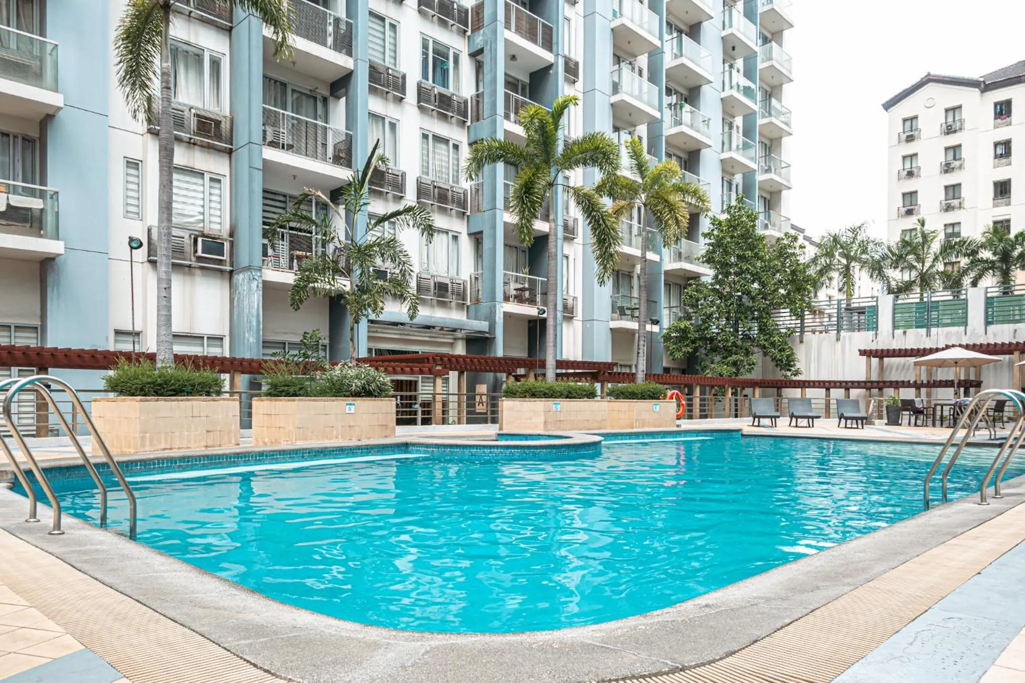 Condo Apartment near Manila Airport NAIA T3