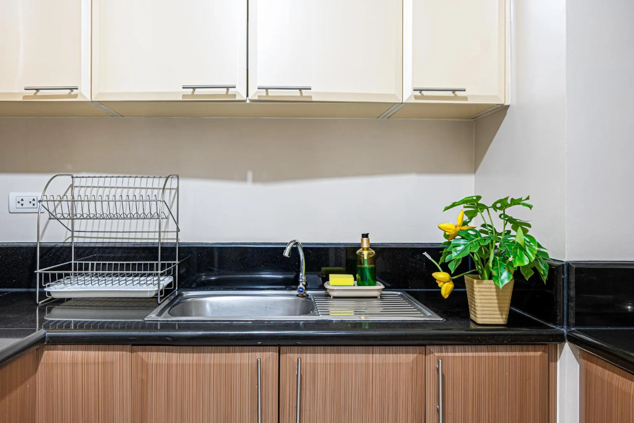 Condo Apartment near Manila Airport NAIA T3