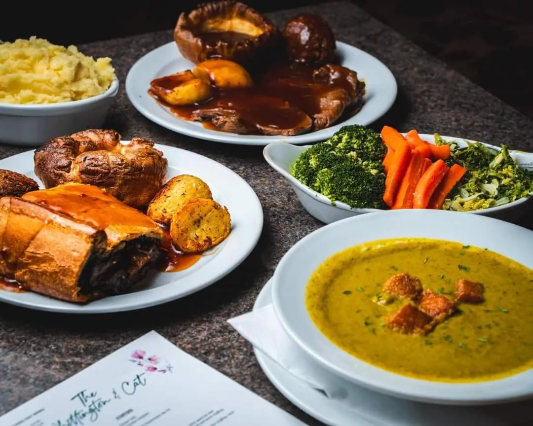 Restaurant/places to eat in The Whittington and Cat