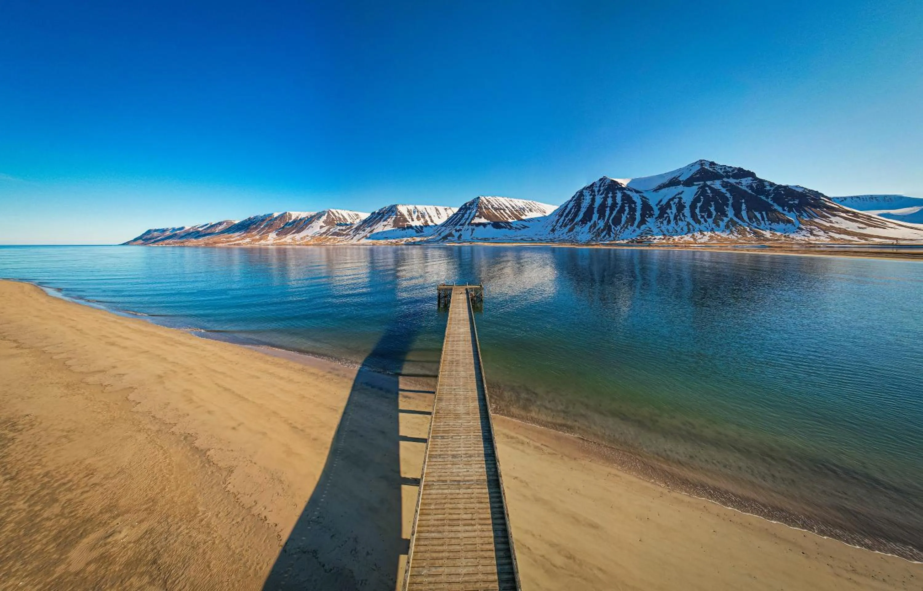 Natural landscape in Holt Inn