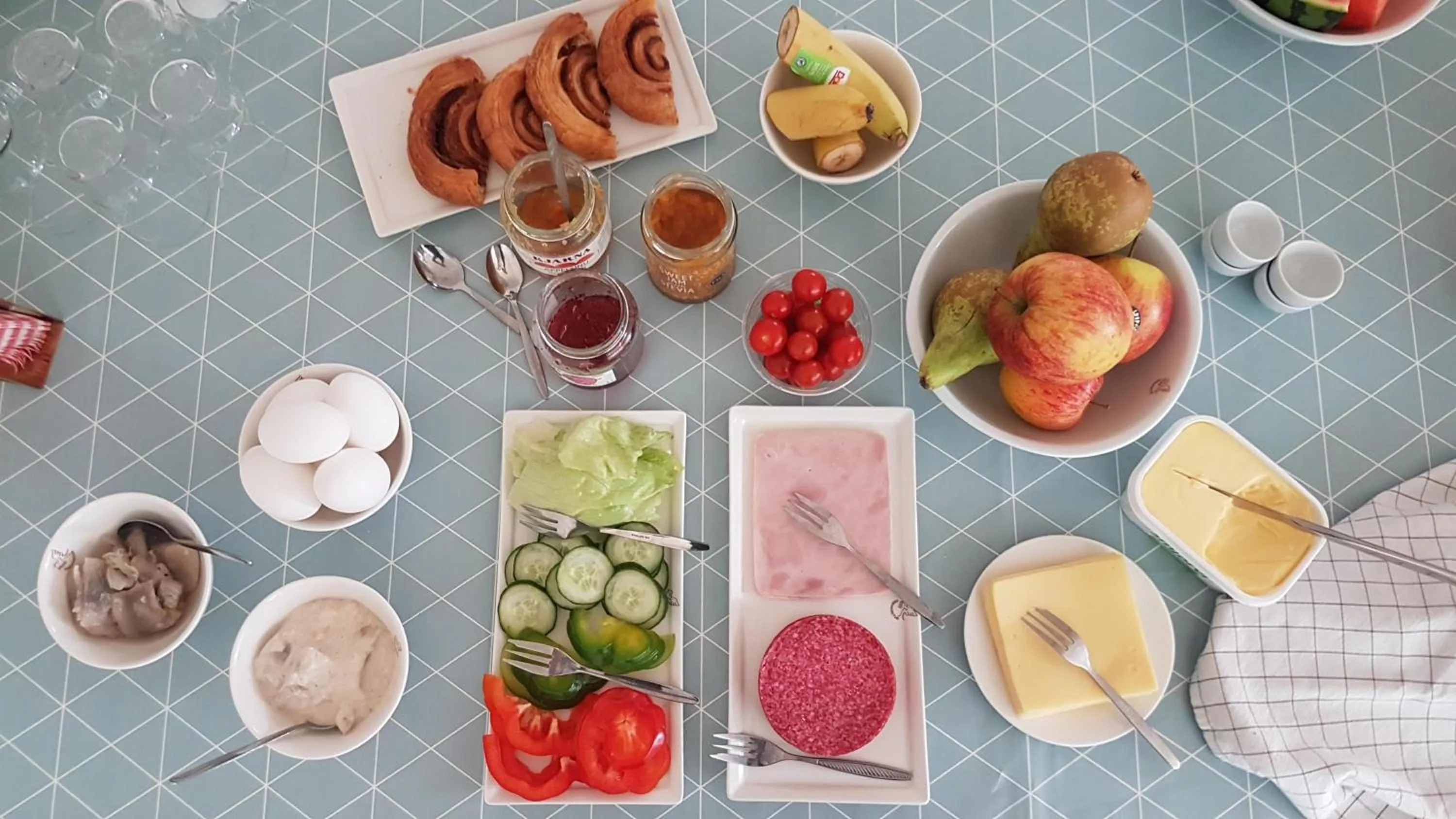 Breakfast in Holt Inn