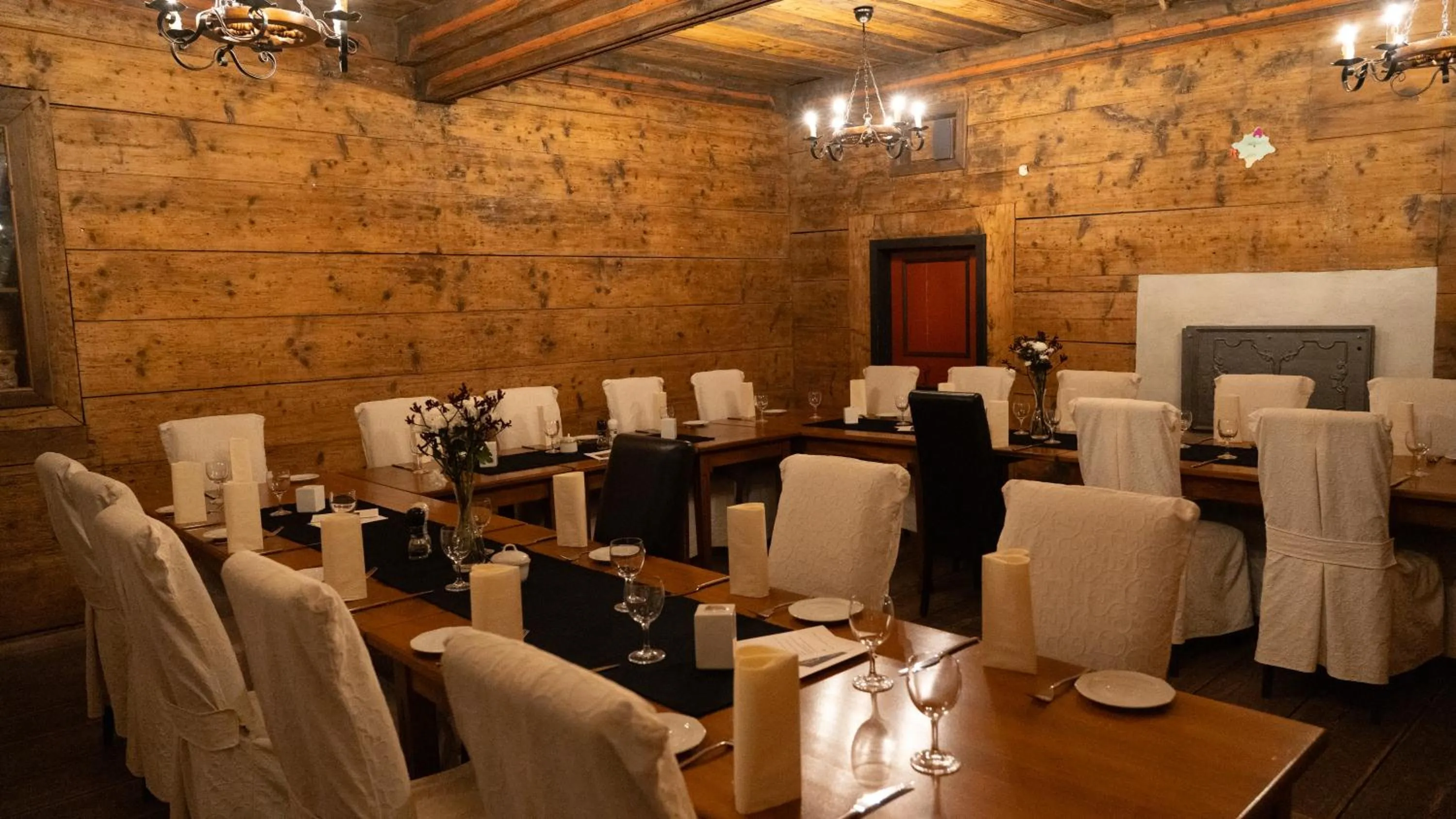 Restaurant/places to eat in Hotel Haus im Sack