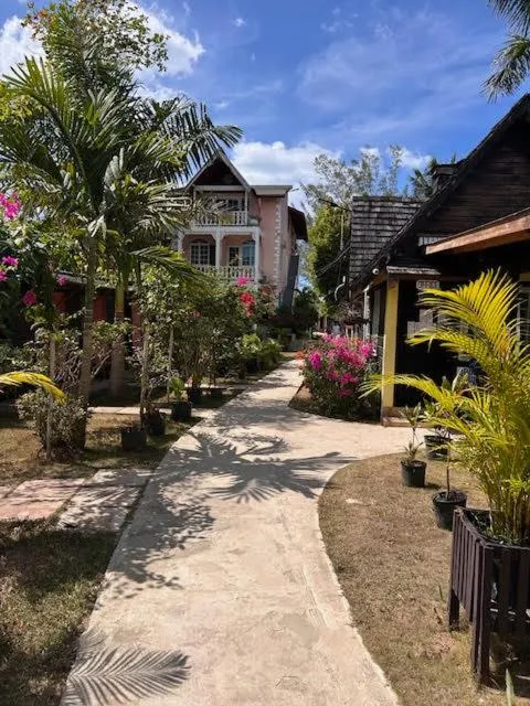 Property building in Firefly Beach Cottages