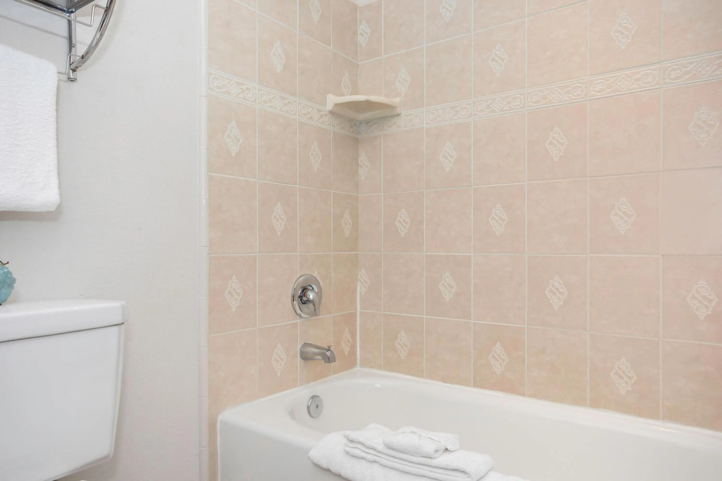 Shower in The Hotel Oceanside