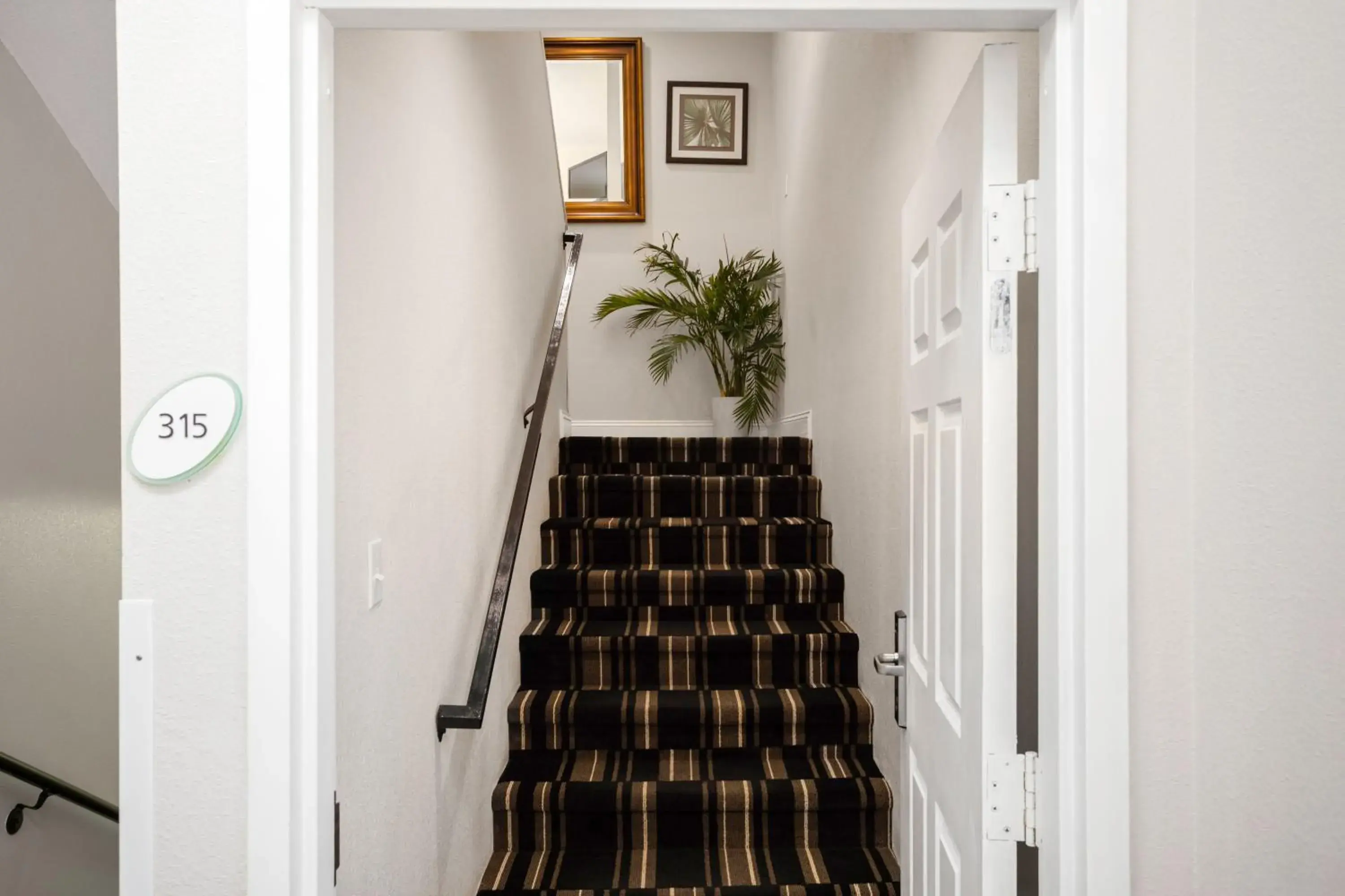 Facade/entrance in The Hotel Oceanside Facade/entrance in The Hotel Oceanside