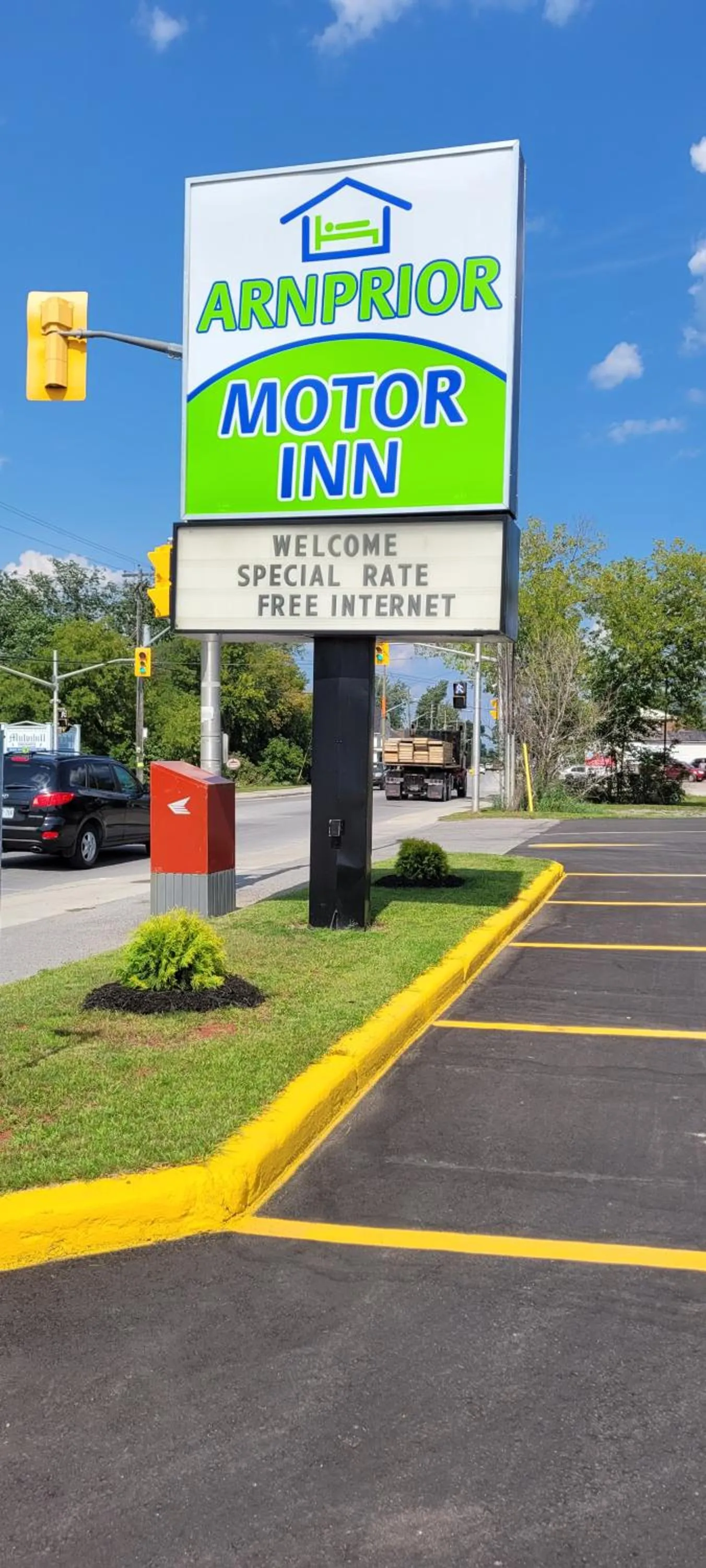 Arnprior Motor Inn