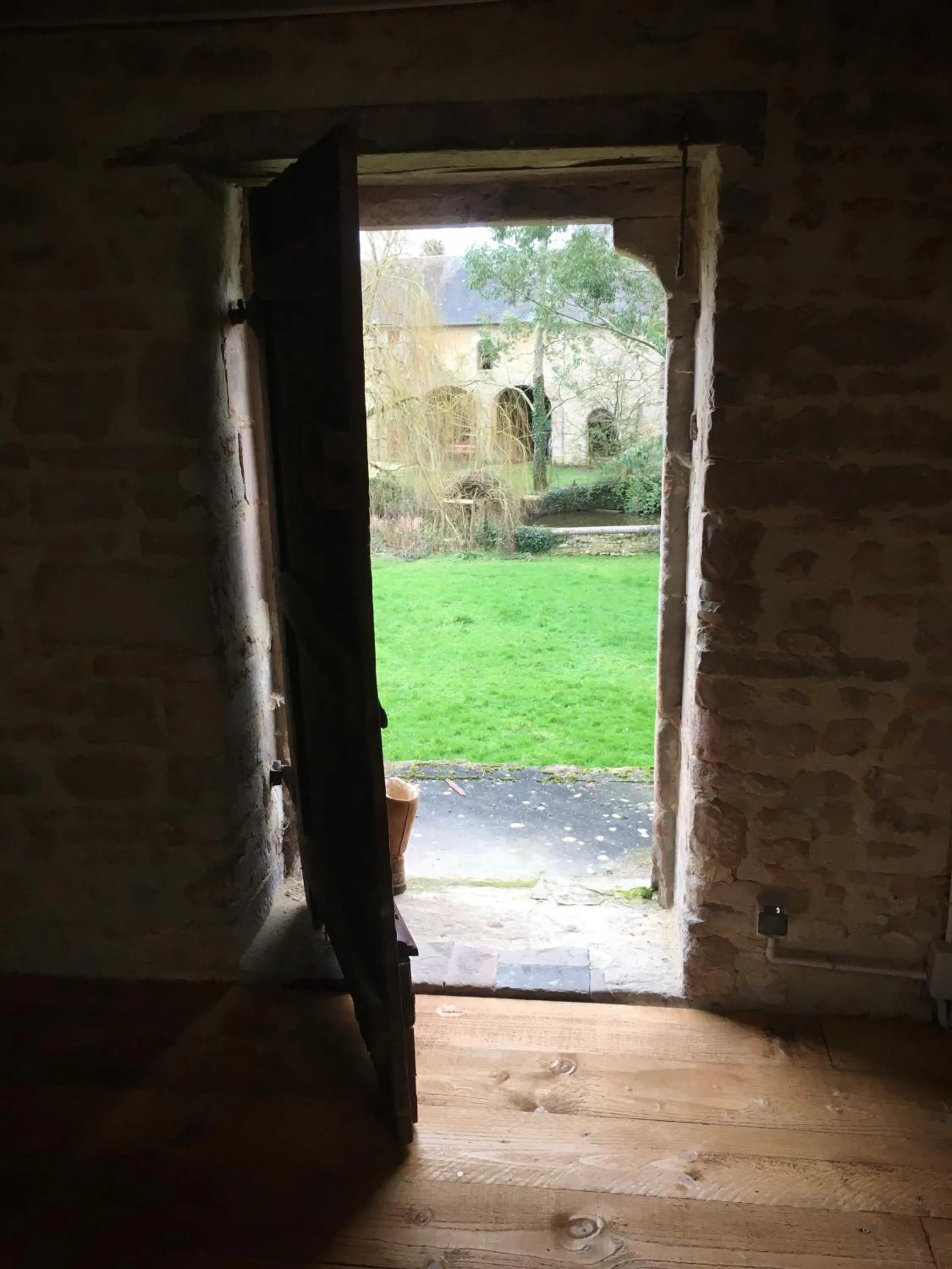 Place of worship in Le Manoir des Doyens