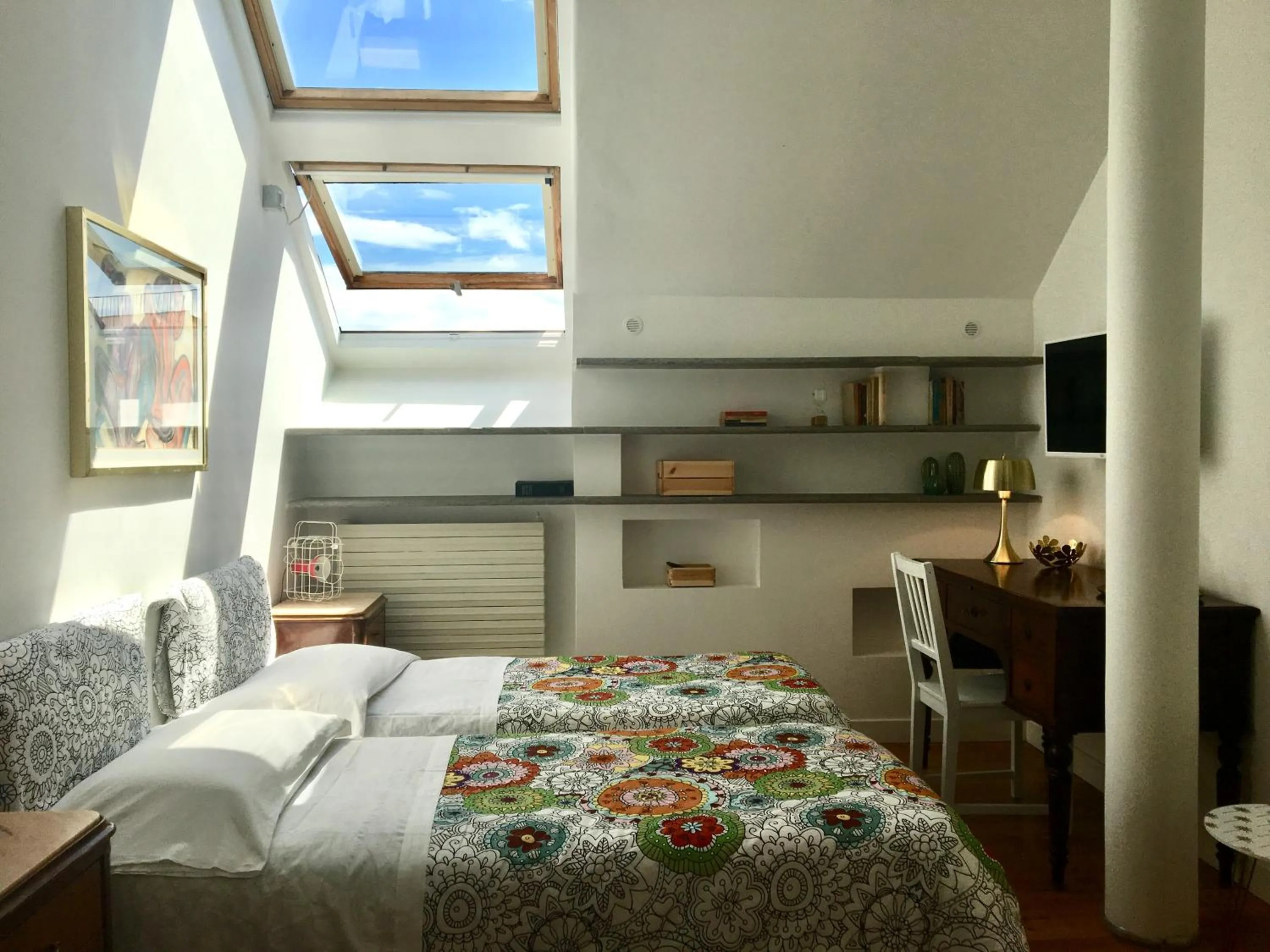 Photo of the whole room, Bed in Mansarda Bellini 84