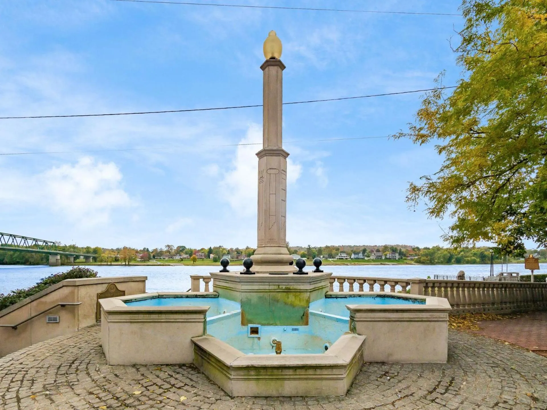 Nearby landmark in Lafayette Hotel Marietta
