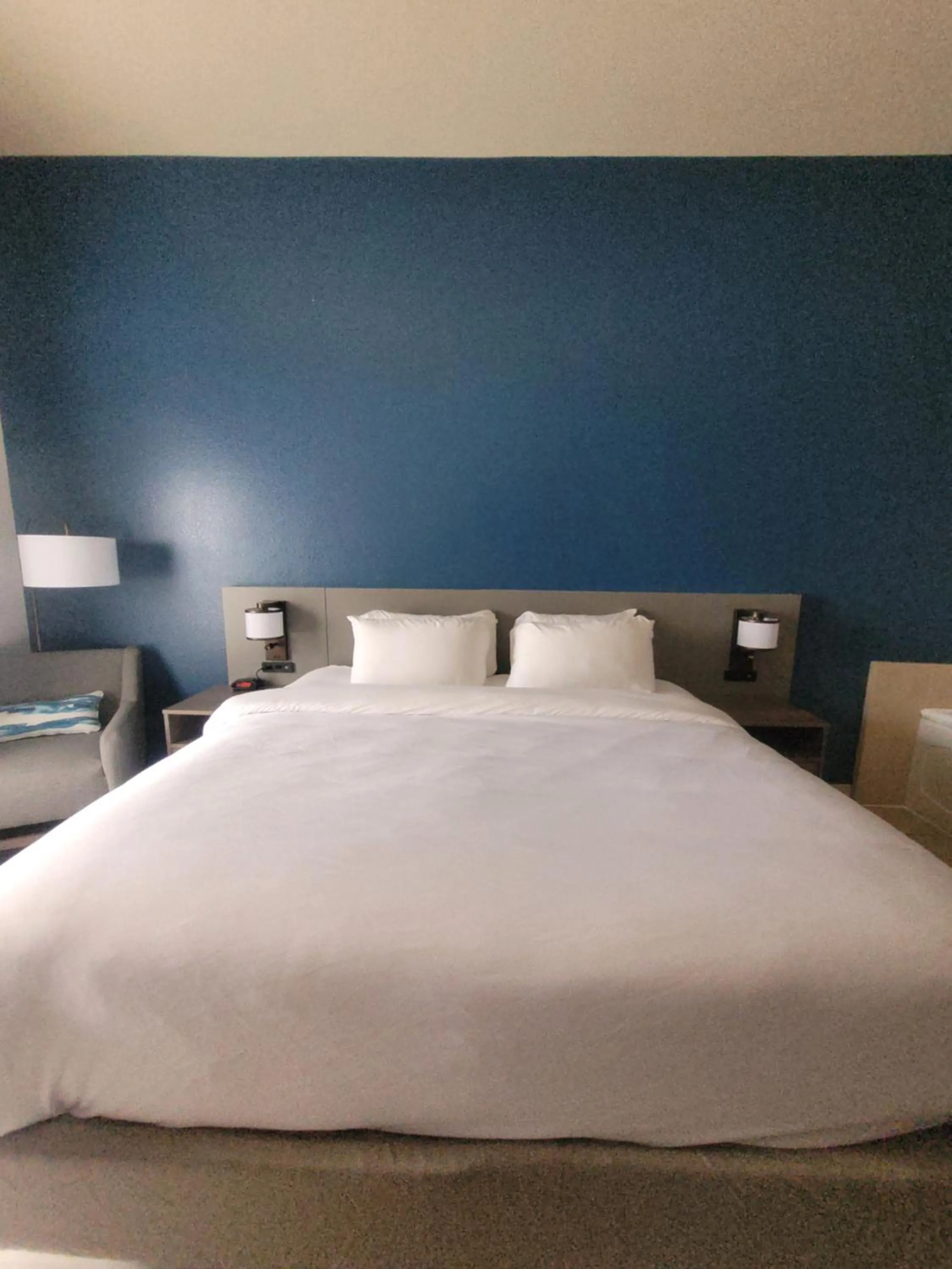 Bedroom, Bed in Comfort Inn & Suites