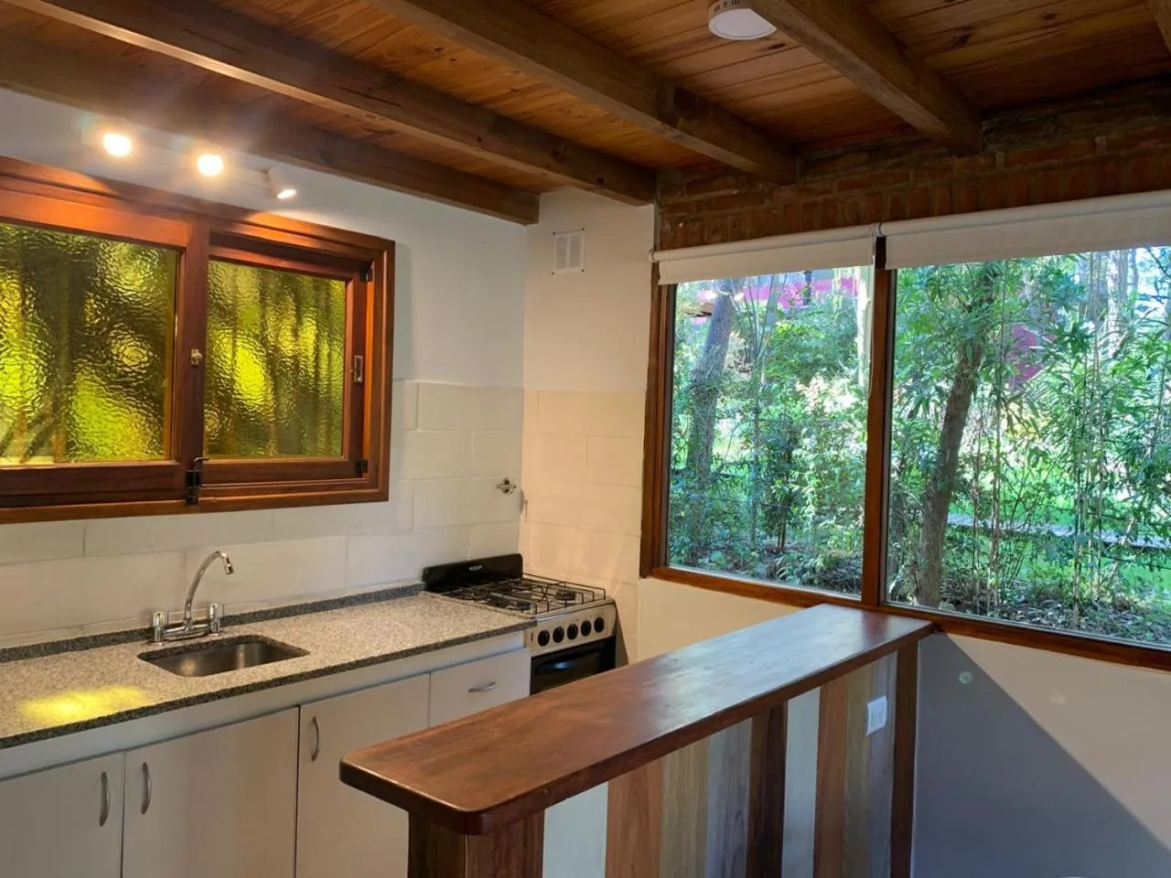 Kitchen or kitchenette in Kimbara Bosque y Mar