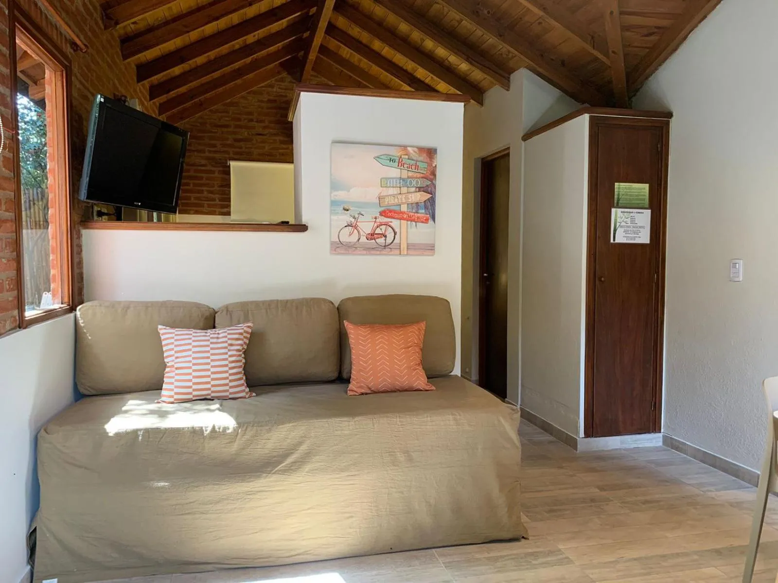 Photo of the whole room, Bed in Kimbara Bosque y Mar