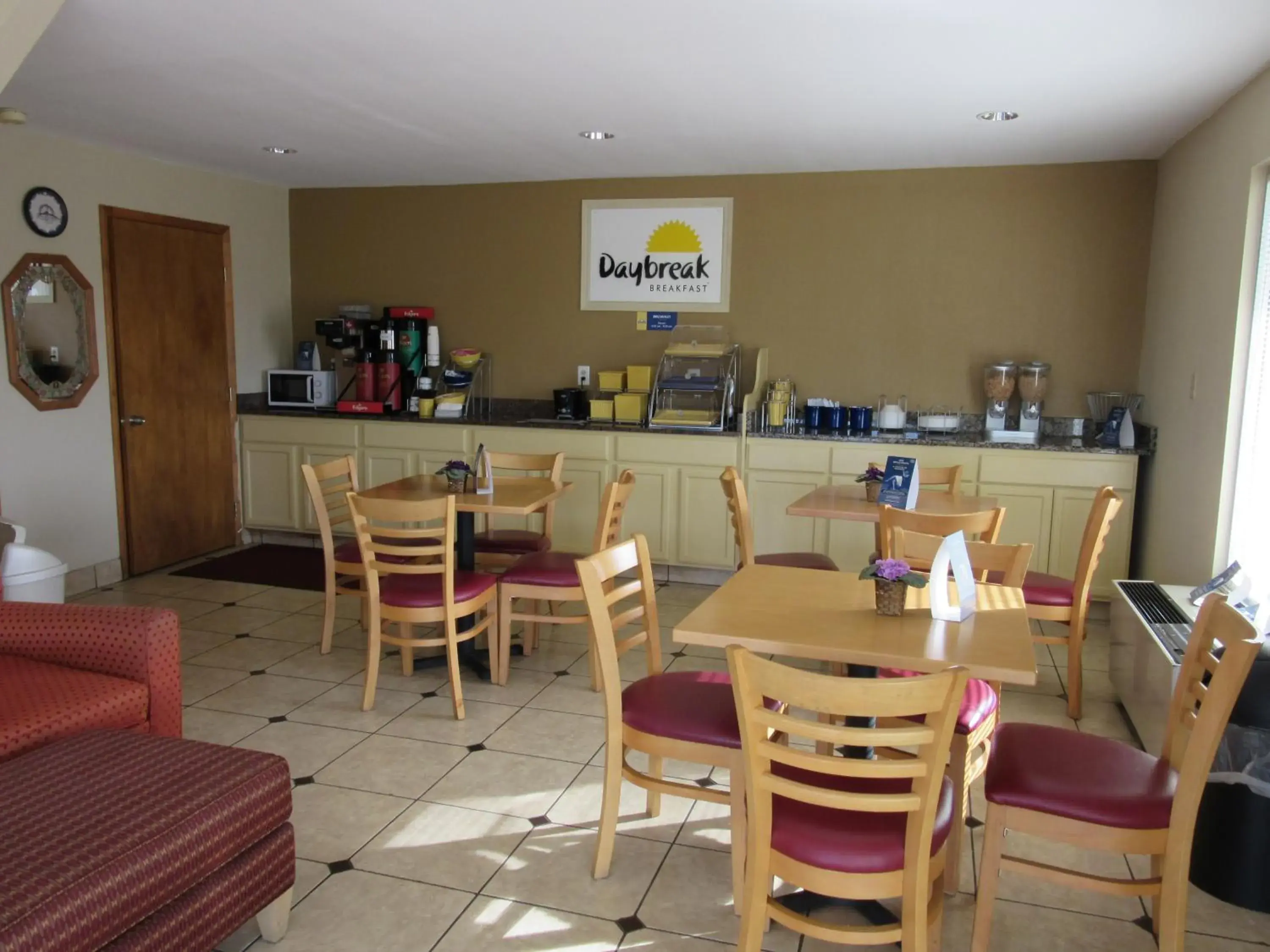 Restaurant/places to eat in Days Inn by Wyndham Augusta Wheeler Road Restaurant/places to eat in Days Inn by Wyndham Augusta Wheeler Road