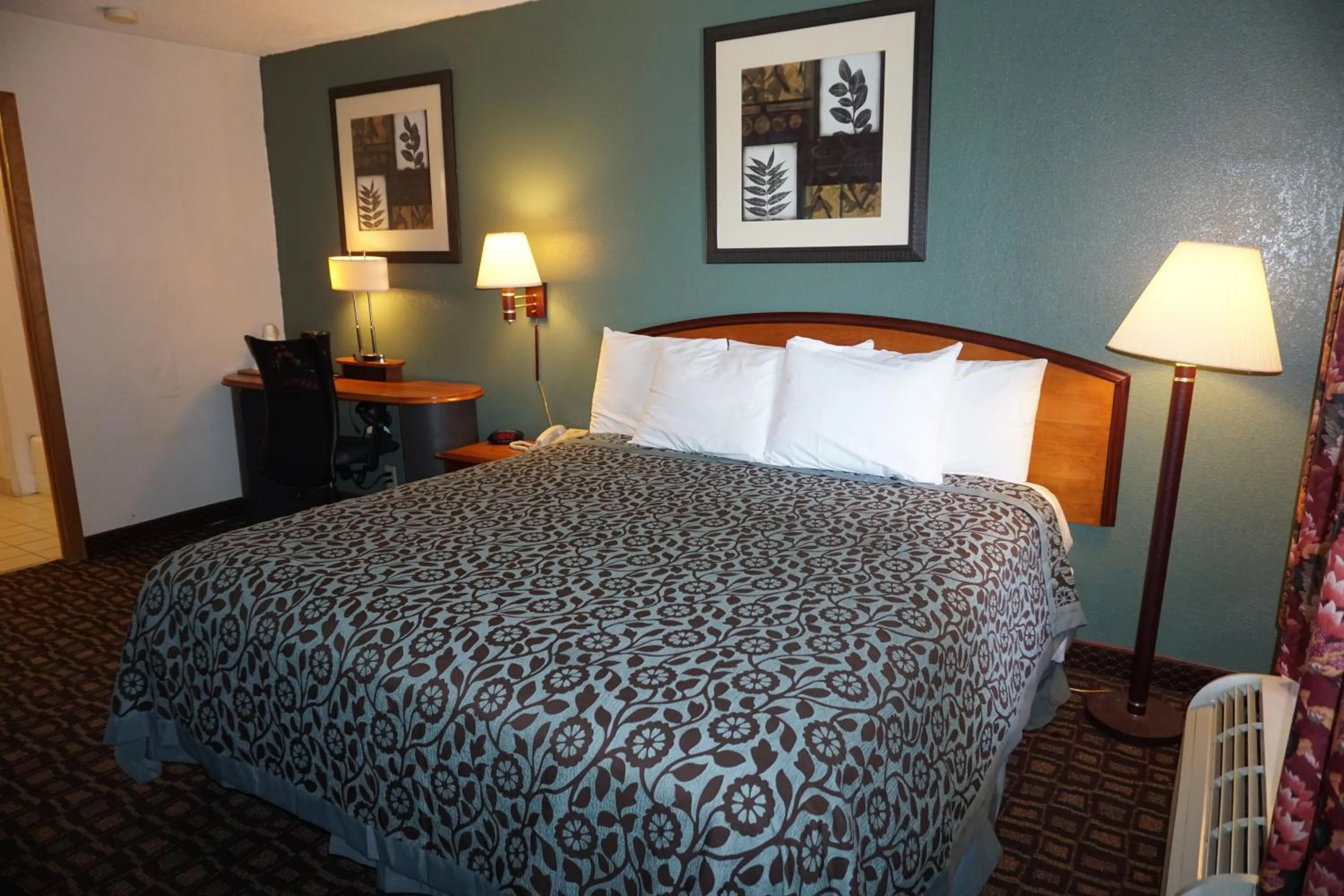 Bed in Days Inn by Wyndham Augusta Wheeler Road