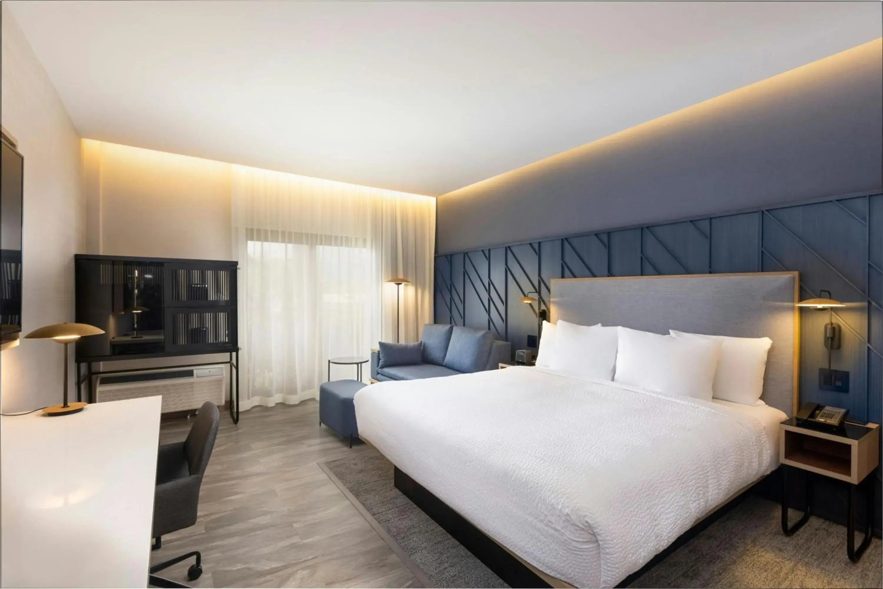 Deluxe King Room in Courtyard by Marriott San Jose Escazu Deluxe King Room in Courtyard by Marriott San Jose Escazu