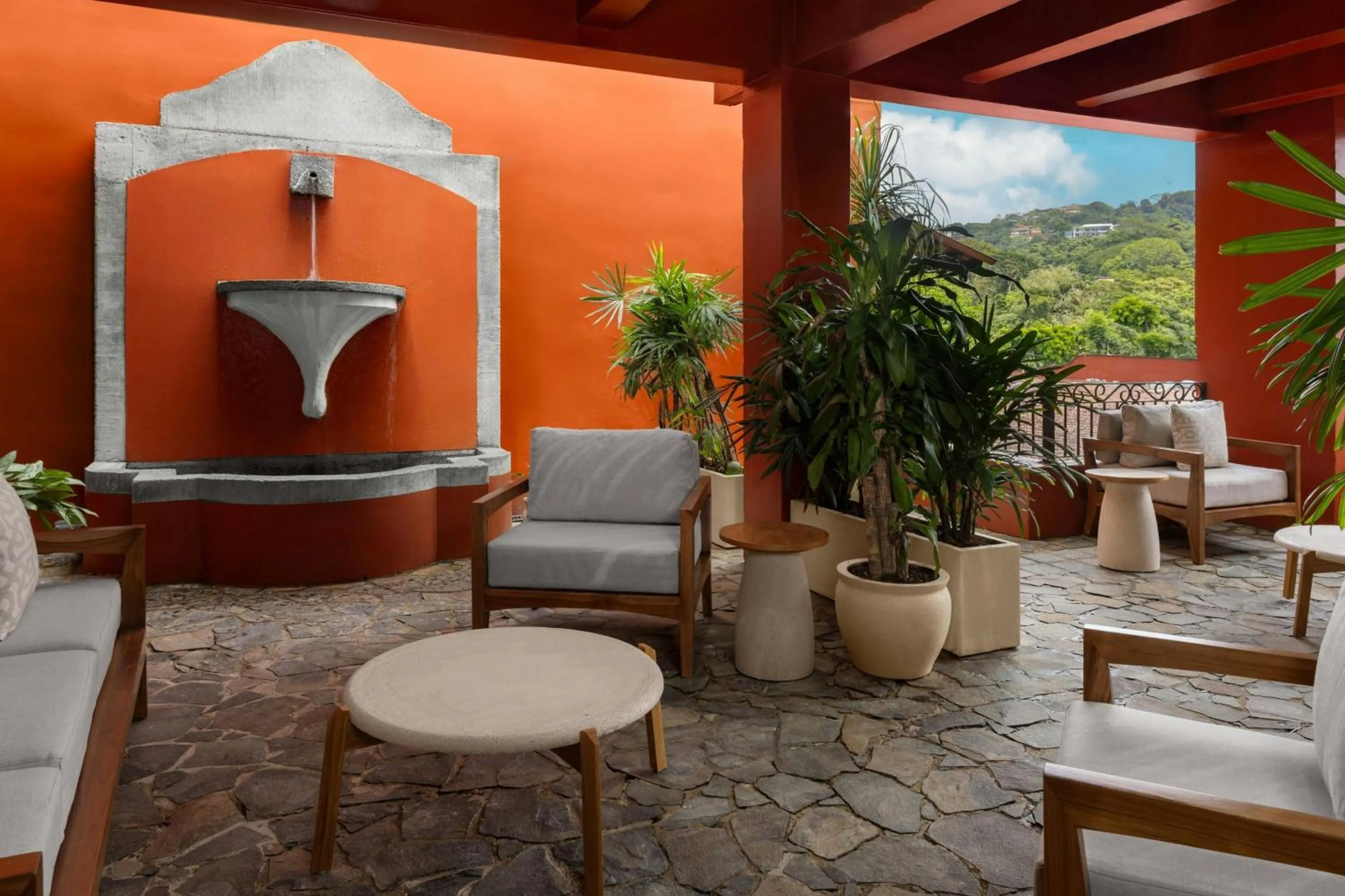 Photo of the whole room in Los Sueños Marriott Ocean & Golf Resort