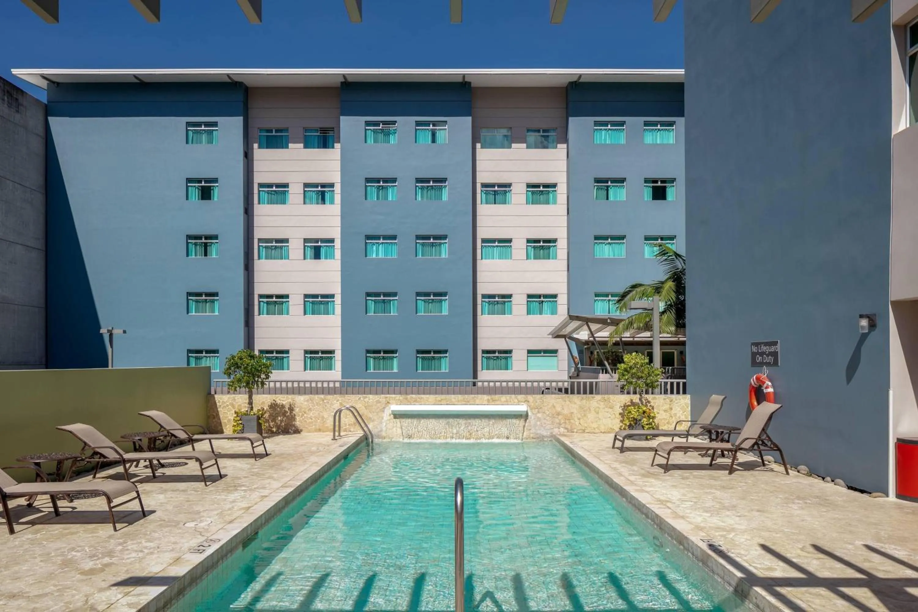 Swimming pool in Residence Inn by Marriott San Jose Escazu