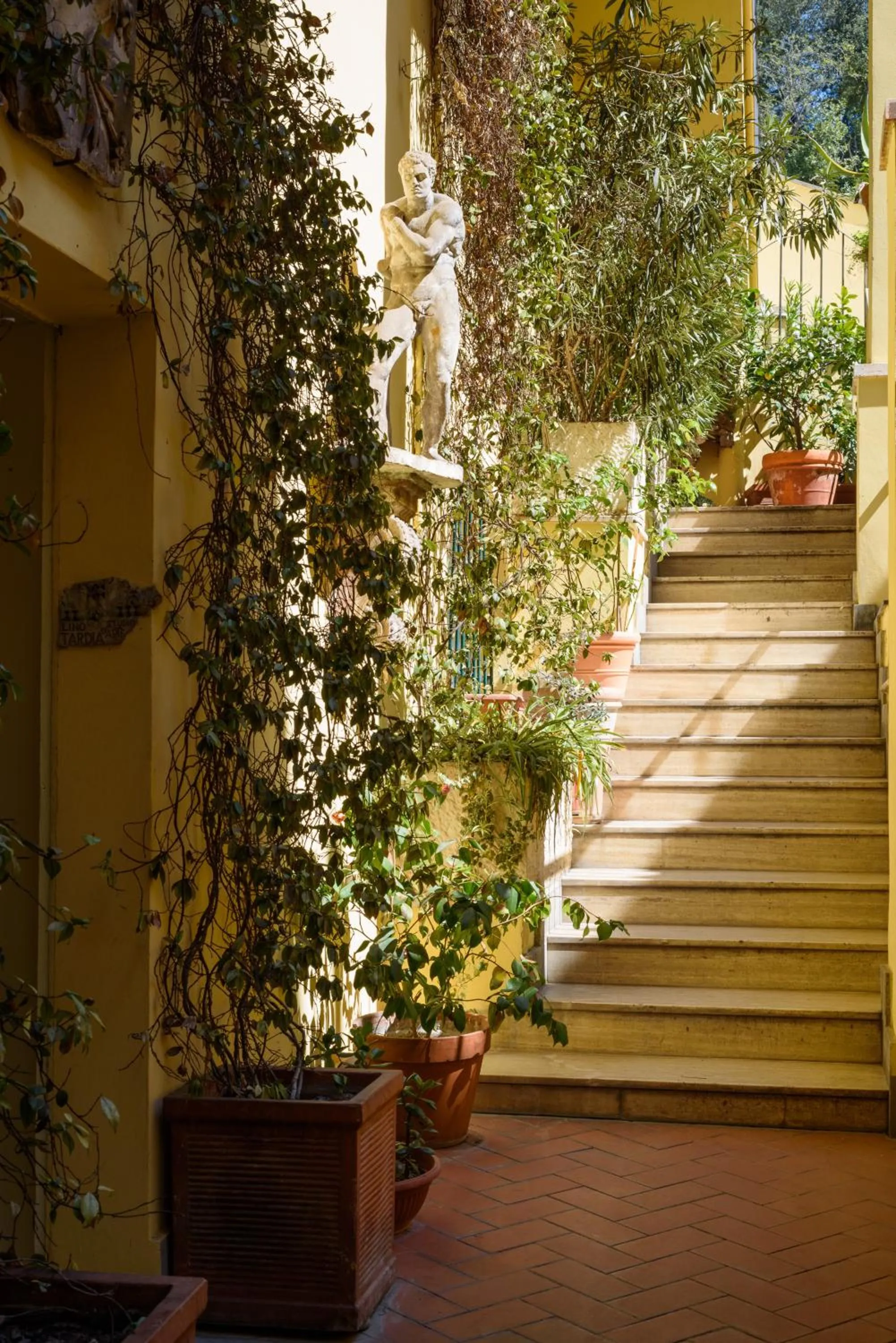 Facade/entrance in Apartment Margutta Center