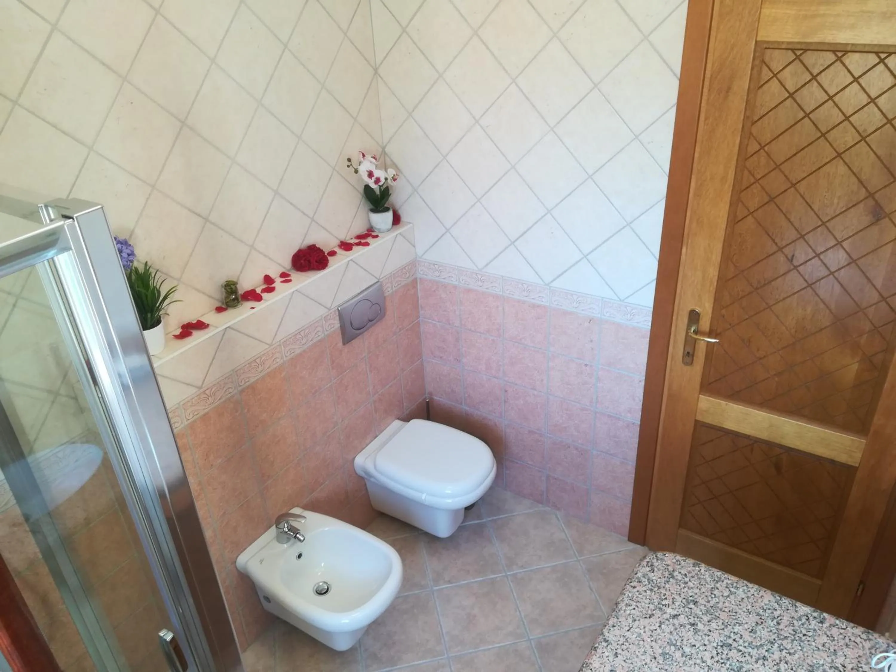 Shower in A Lu Ponti