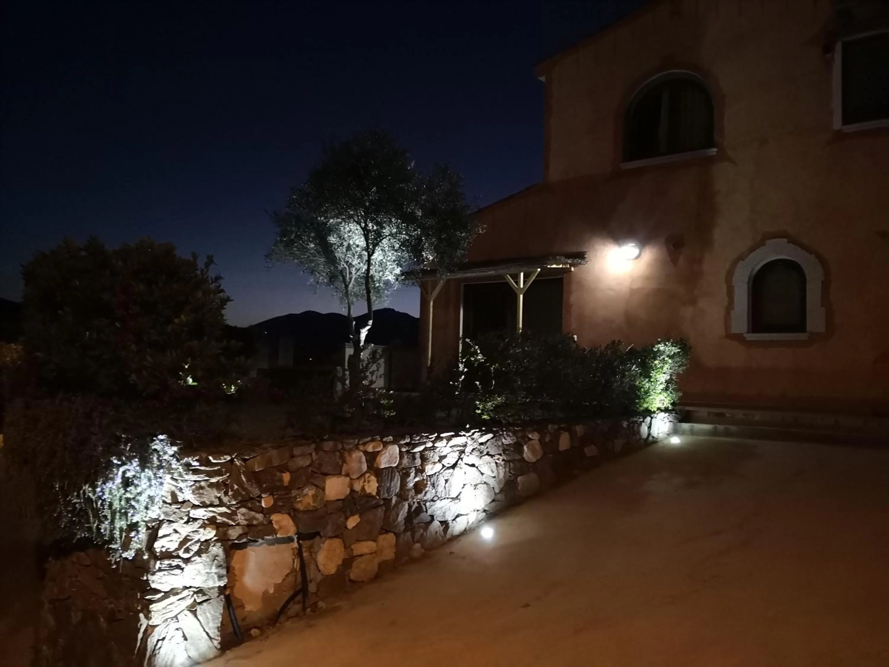 Property building in A Lu Ponti