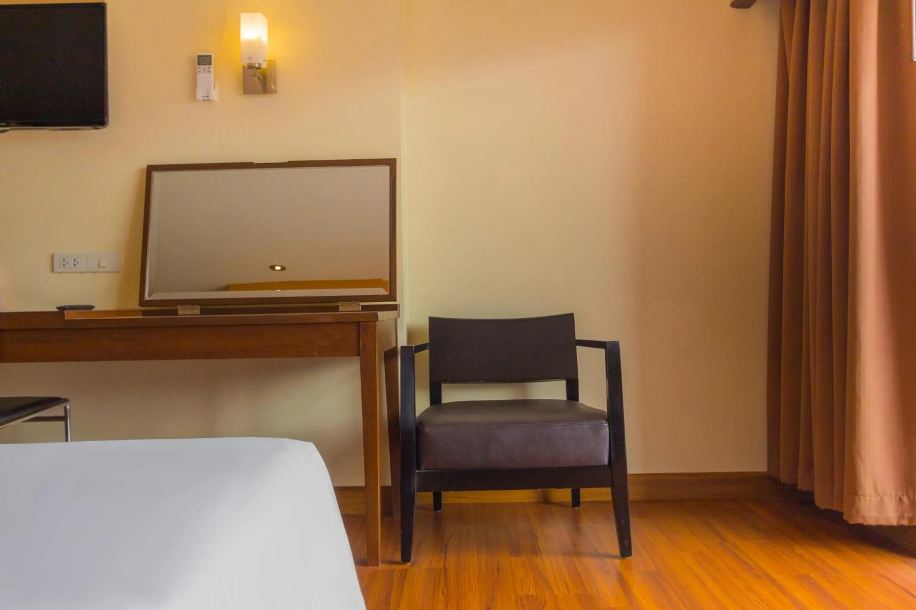 Bedroom, Bed in Mayflower Grande Chiang Mai