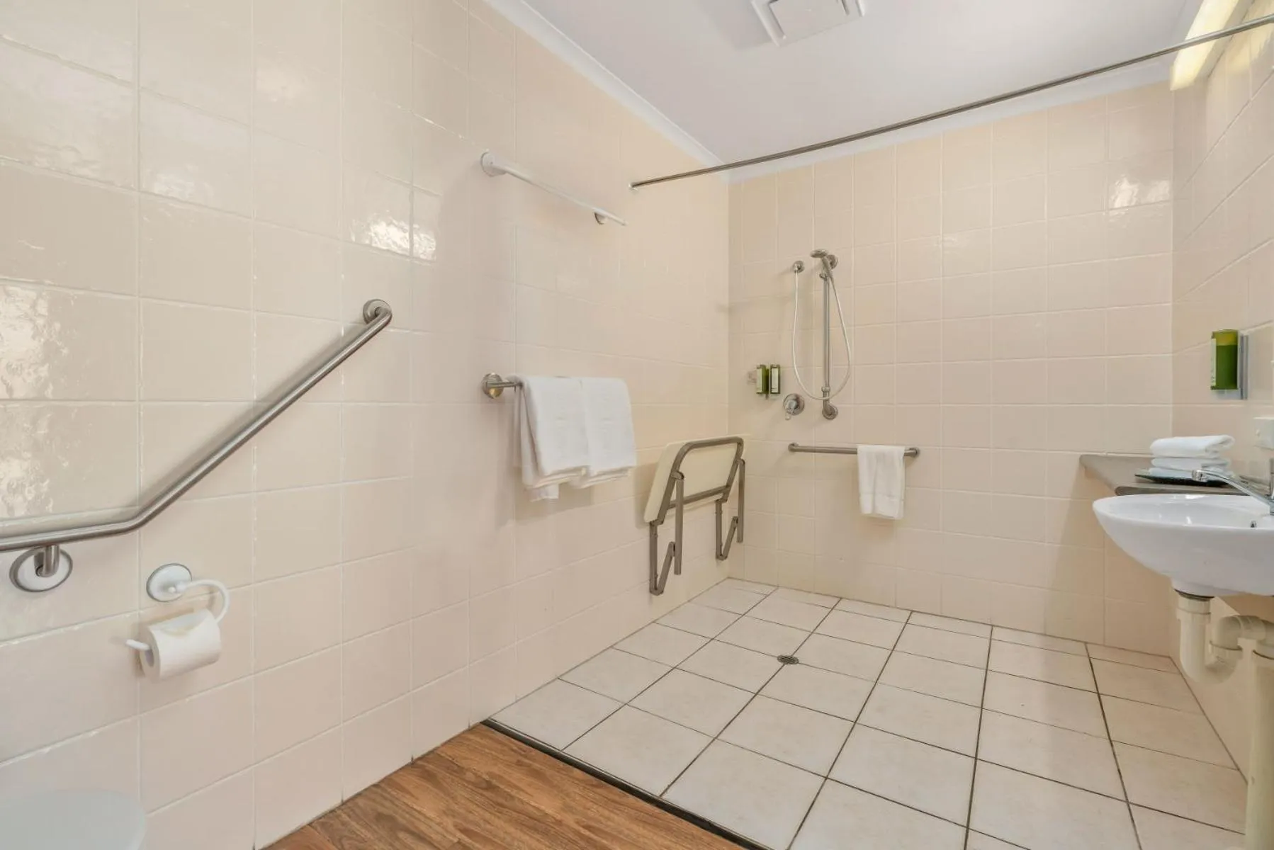 Shower in Caboolture Central Motor Inn, Sure Stay Collection by BW