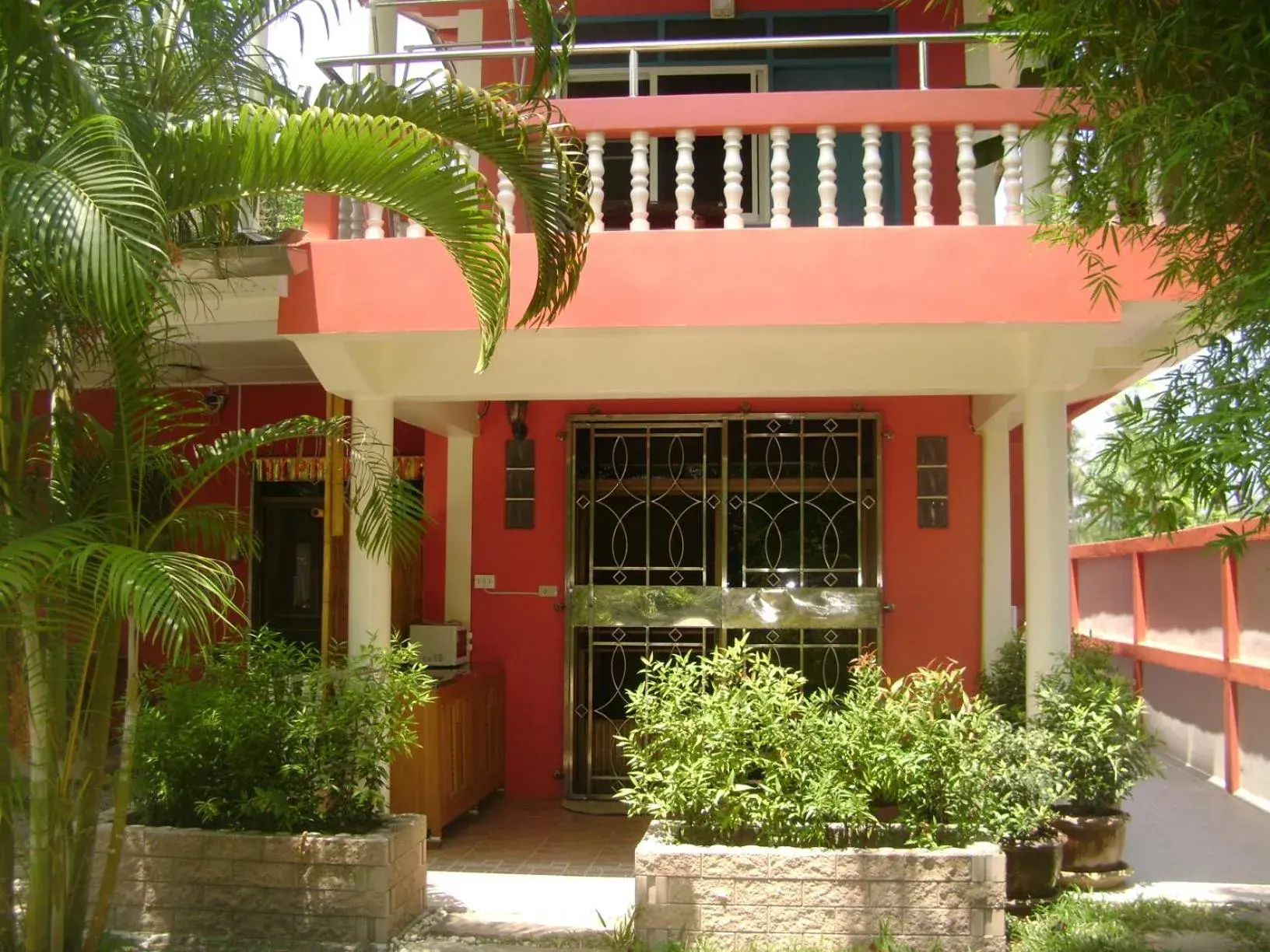 Property building in Chez Charly Bungalow Property building in Chez Charly Bungalow