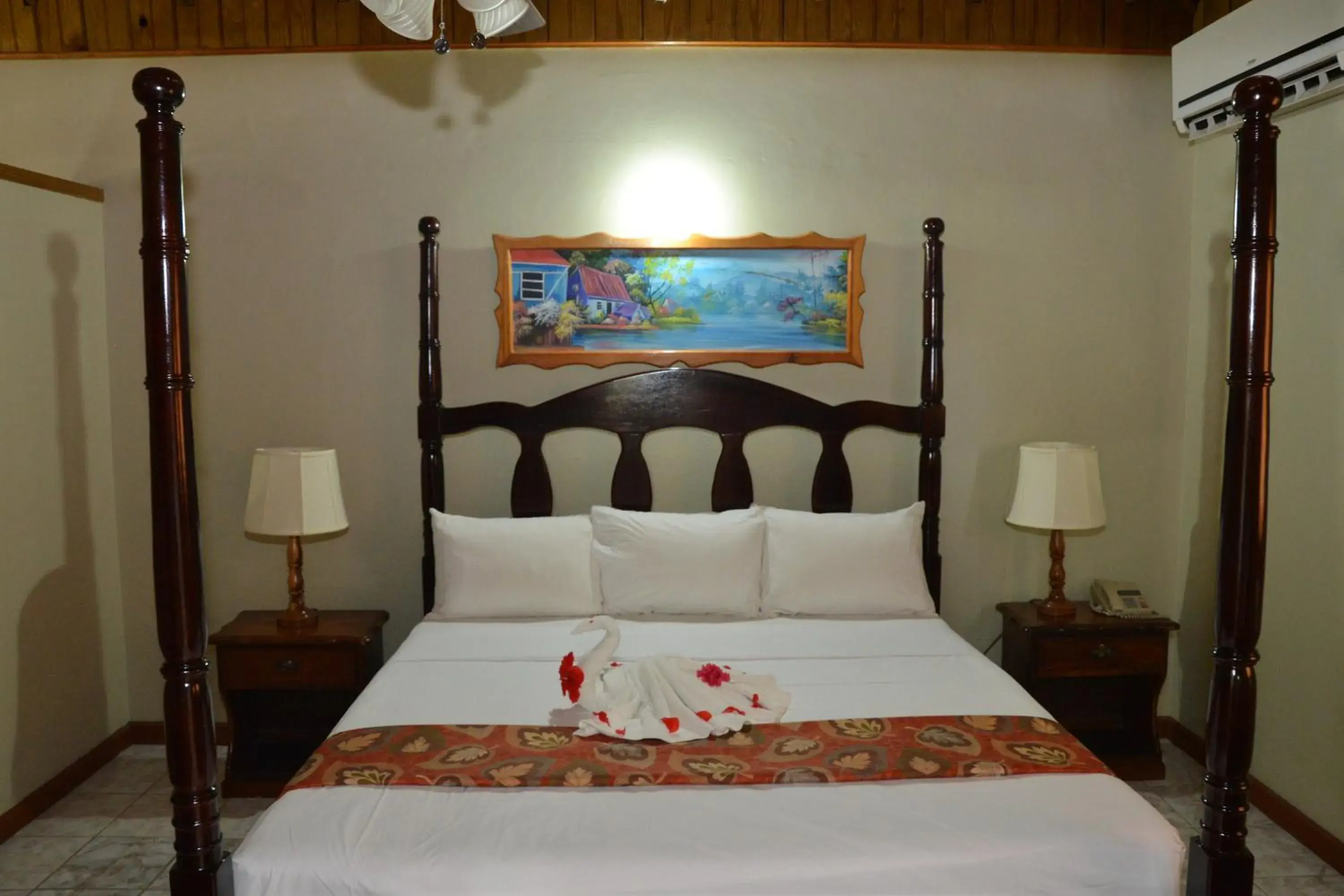 Bedroom, Bed in Merrils Beach Resort II Bedroom, Bed in Merrils Beach Resort II