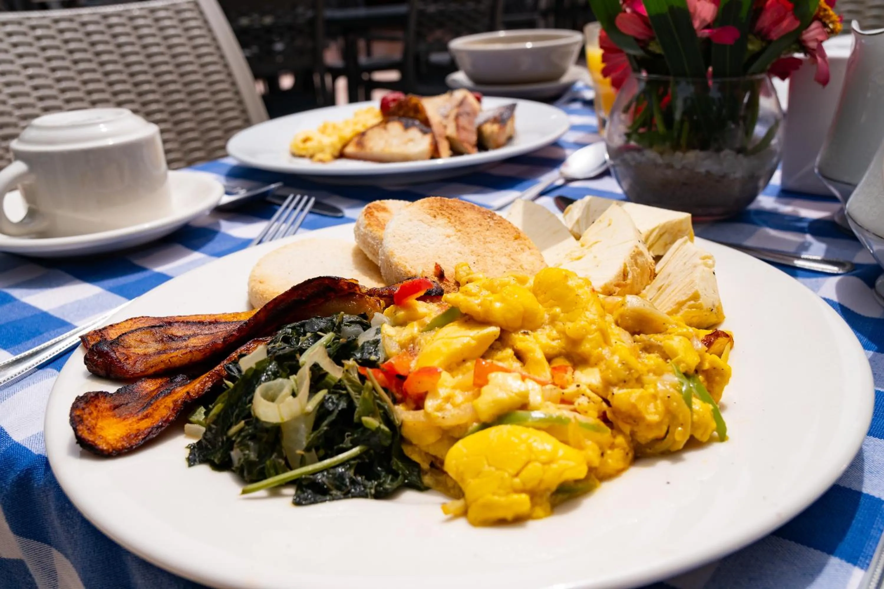 Food and drinks in Merrils Beach Resort II