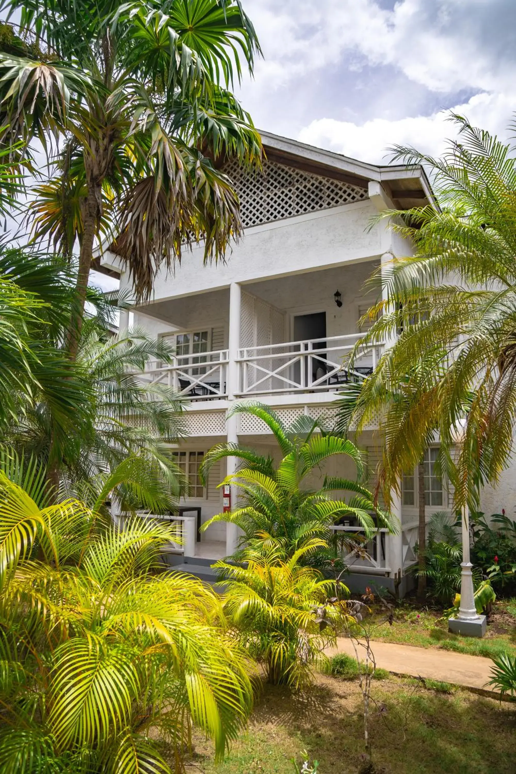 Property building in Merrils Beach Resort II Property building in Merrils Beach Resort II