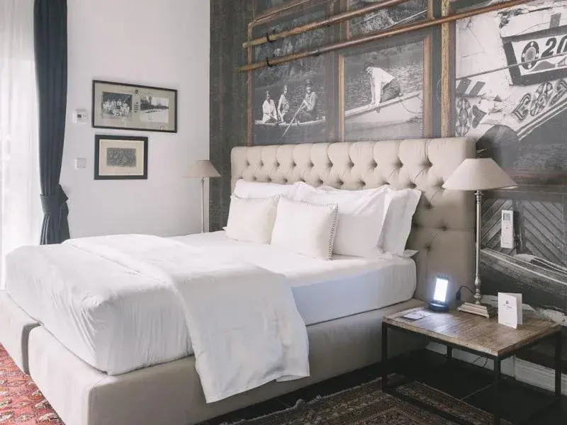 Bed in Aethos Milan Bed in Aethos Milan