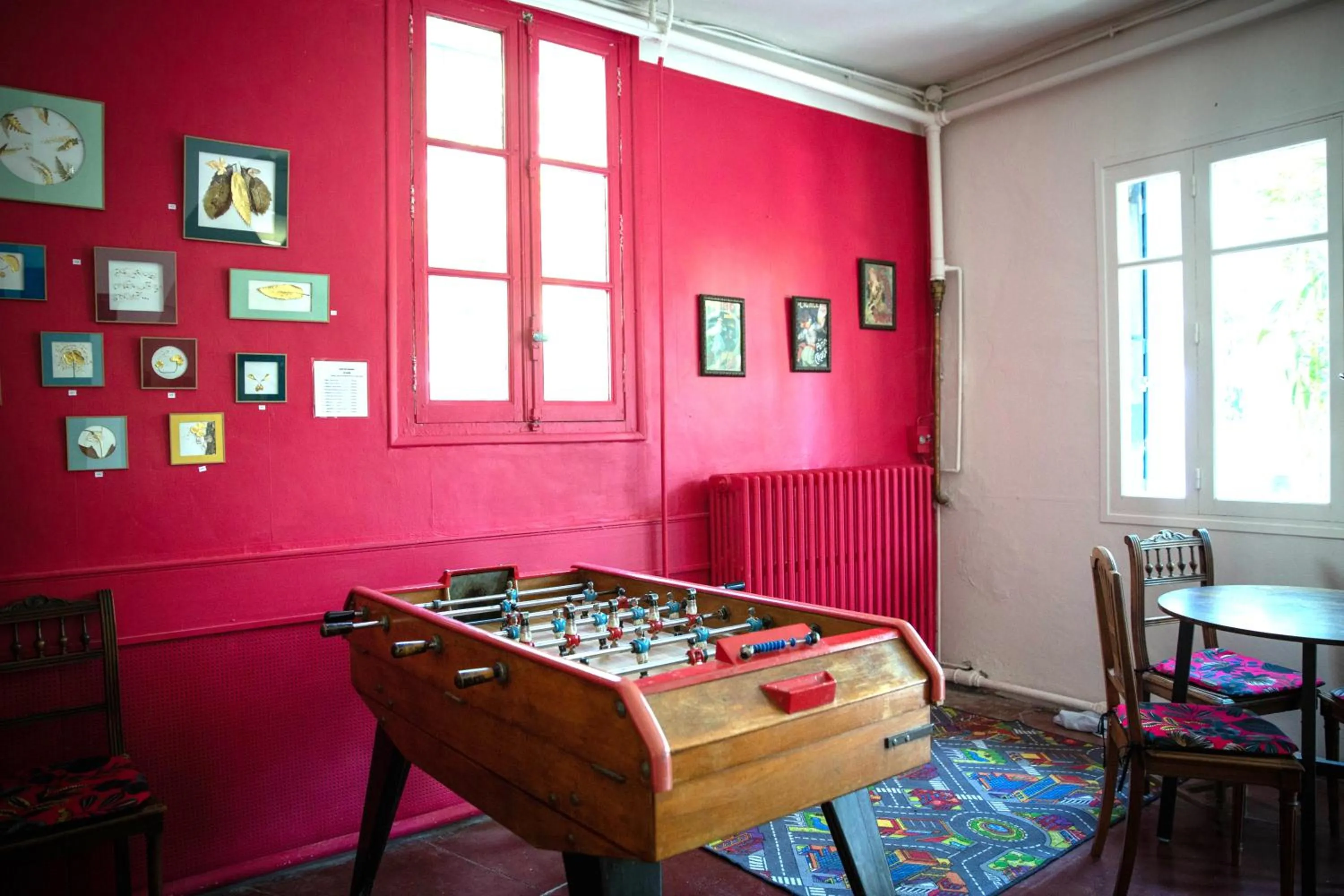 Game Room in La Roseraie