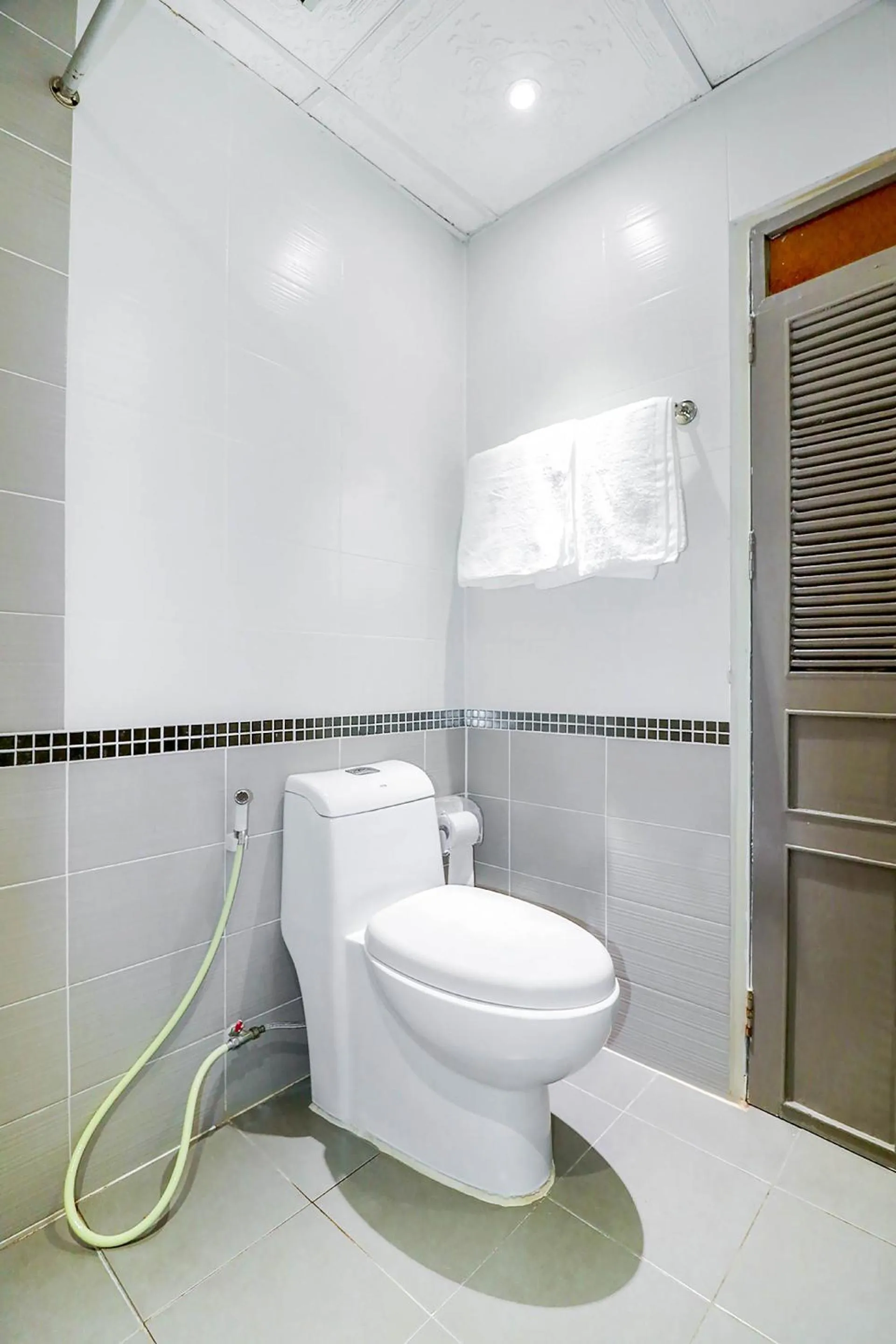 Bathroom in Natural Beach Hotel Pattaya