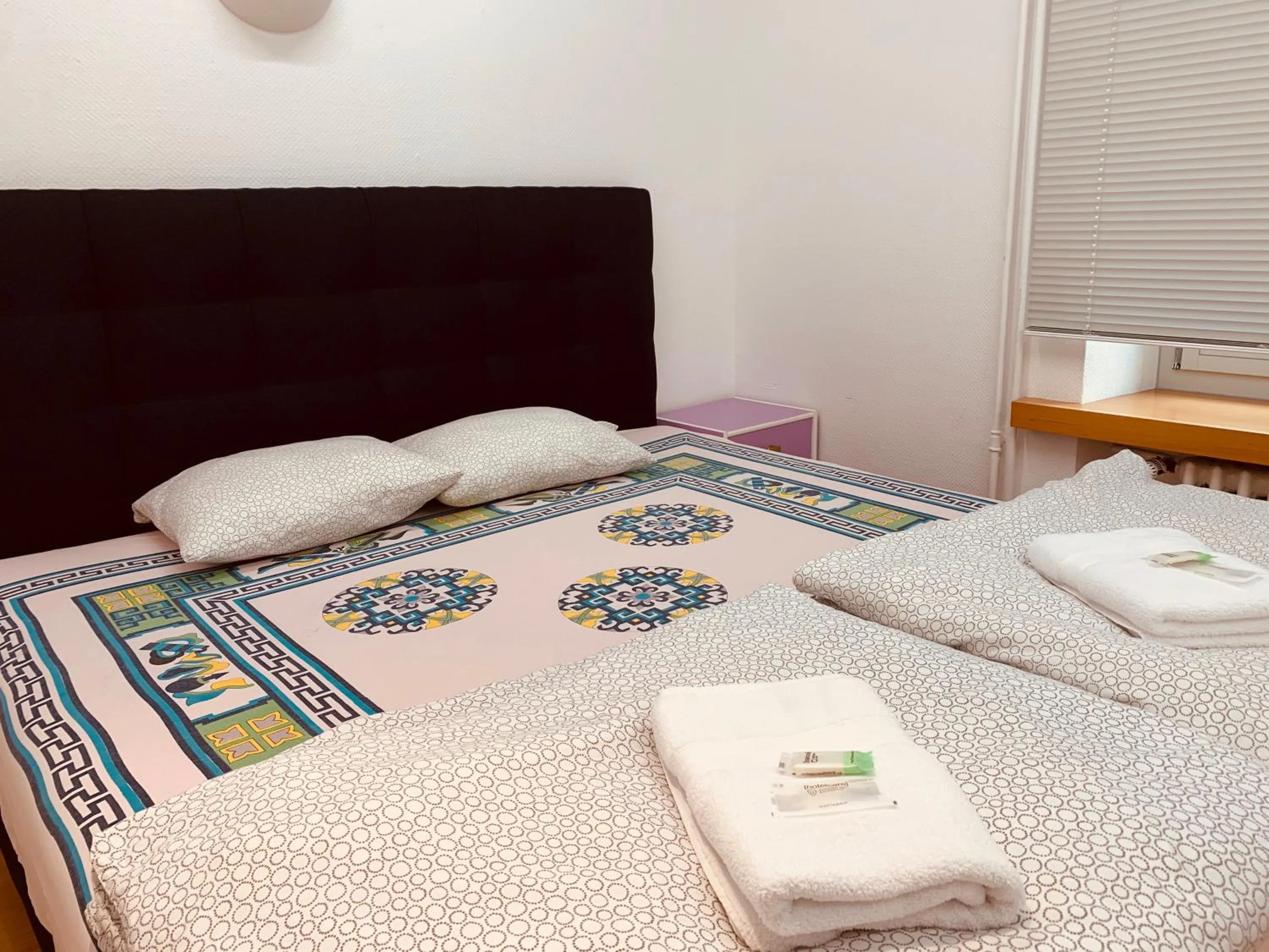 Bed in Swiss Dewa