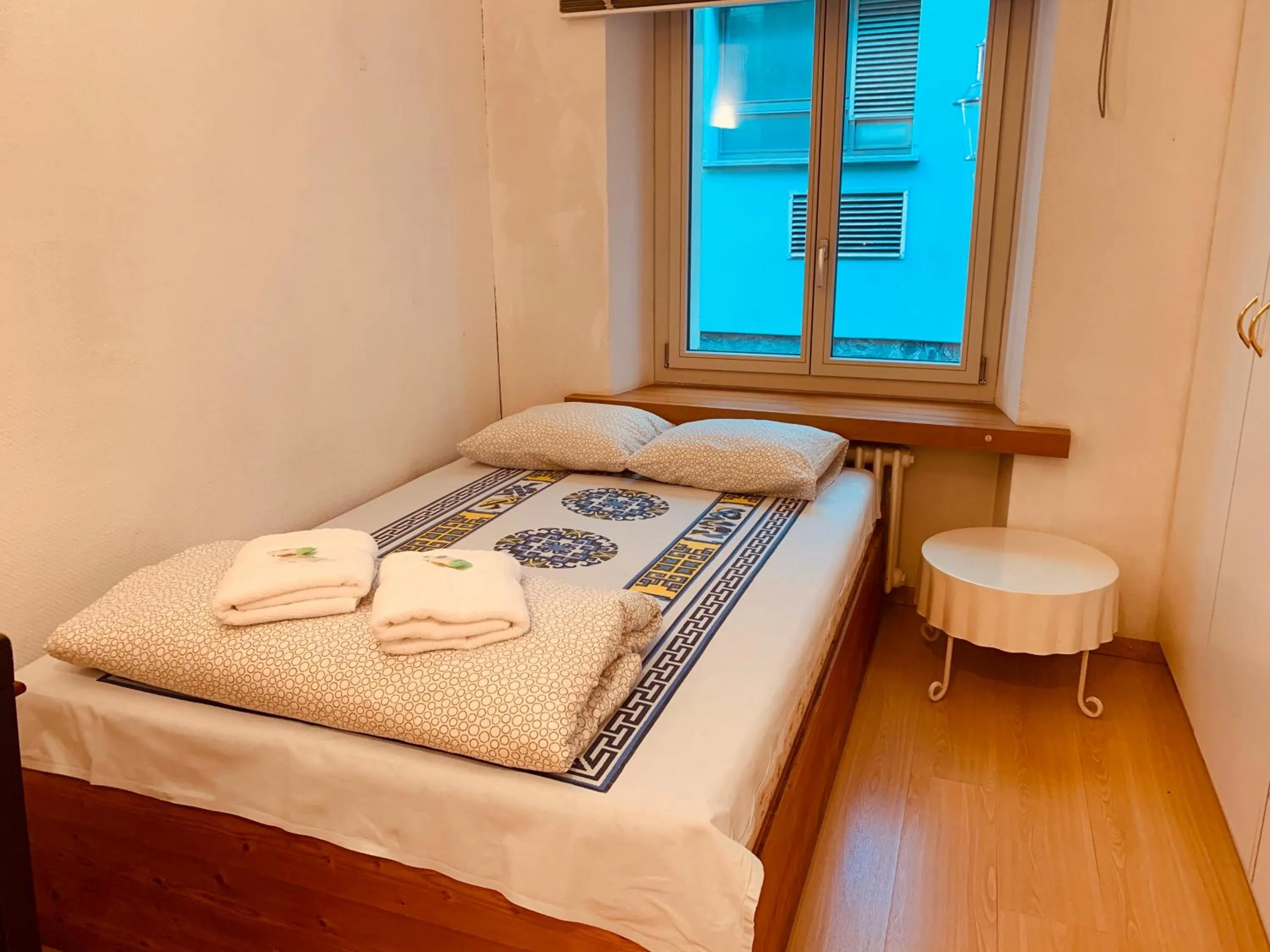 Bed in Swiss Dewa