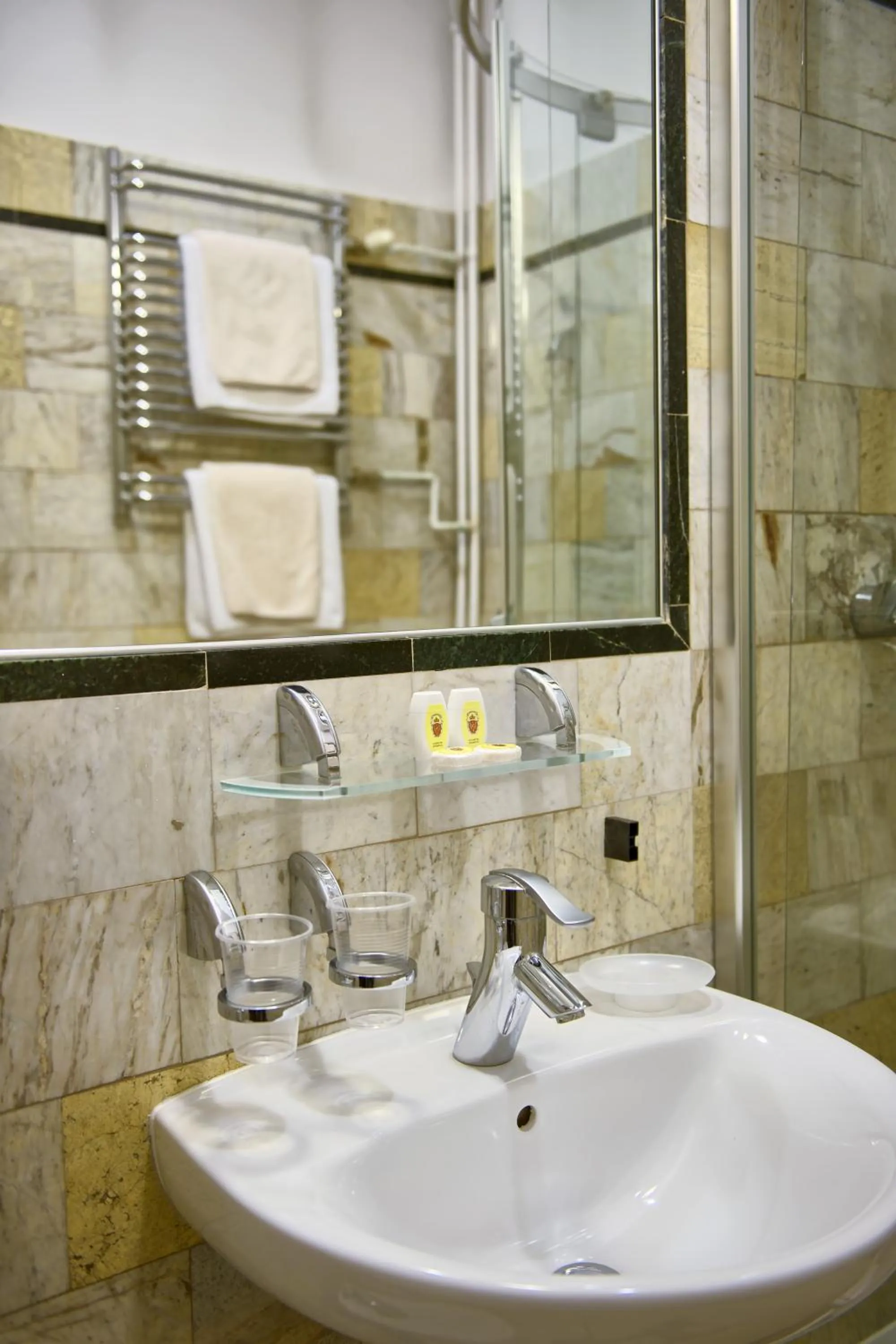 Bathroom in Hotel Dwór Polski