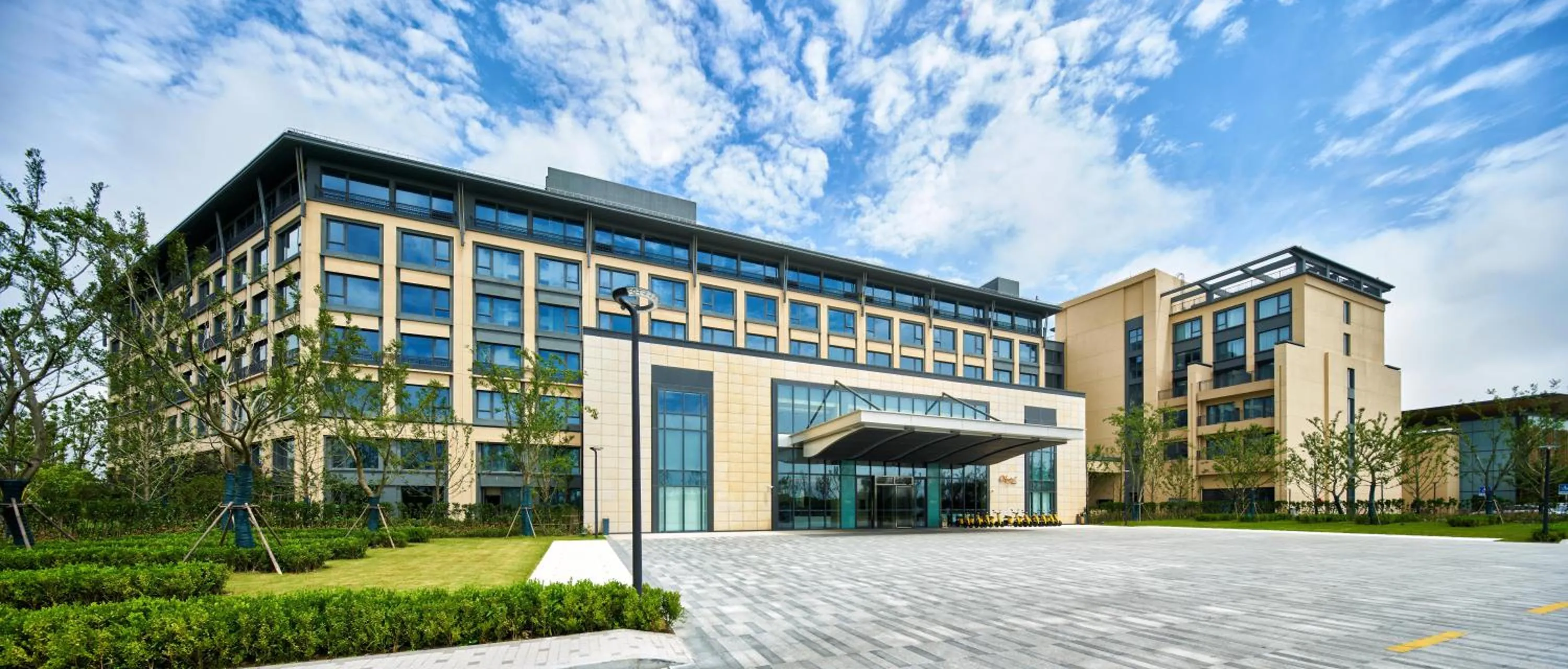 Facade/entrance in Q-Box Hotel Shanghai Sanjiagang -Offer Pudong International Airport and Disney shuttle