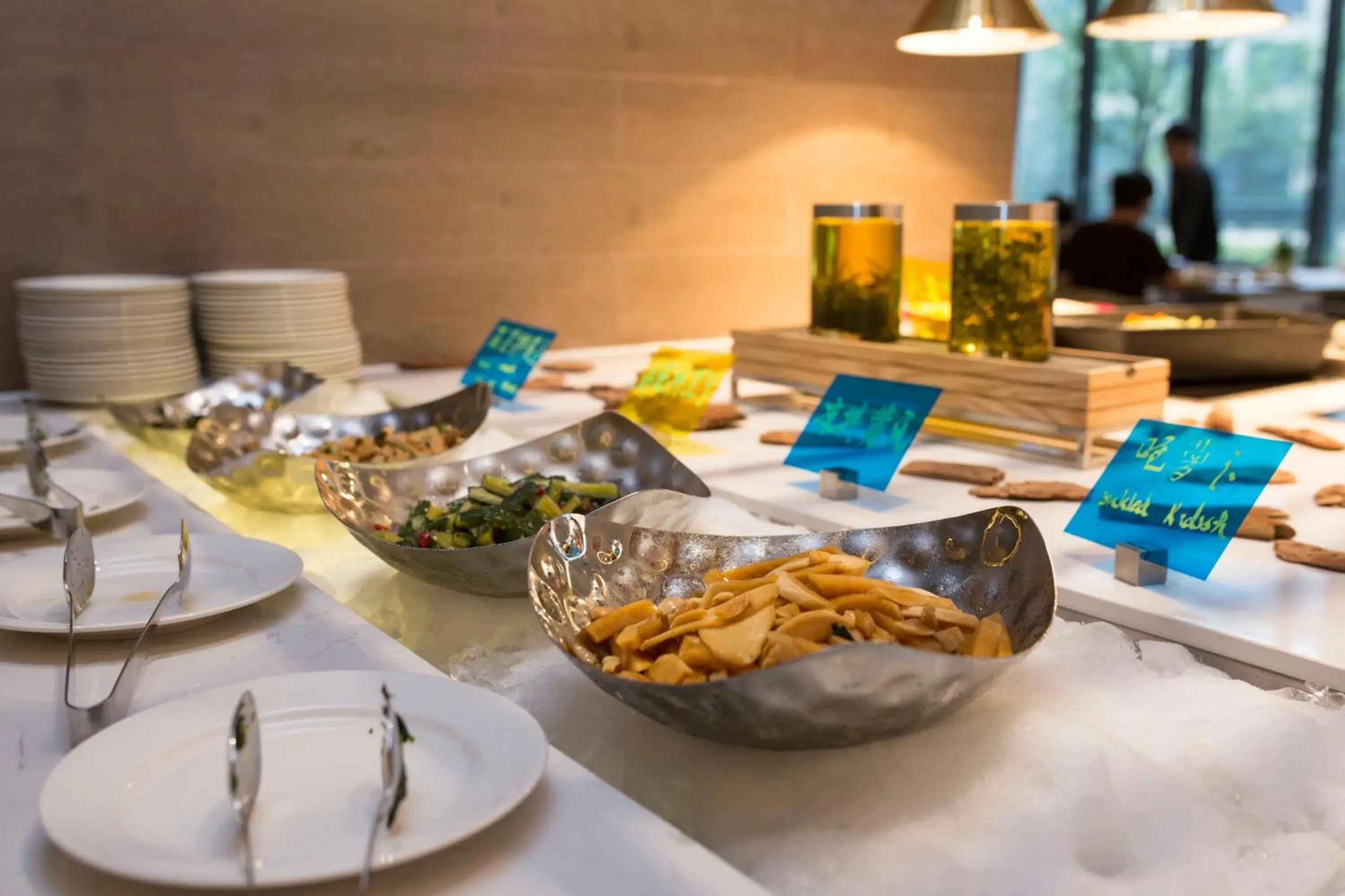 Breakfast in Q-Box Hotel Shanghai Sanjiagang -Offer Pudong International Airport and Disney shuttle Breakfast in Q-Box Hotel Shanghai Sanjiagang -Offer Pudong International Airport and Disney shuttle