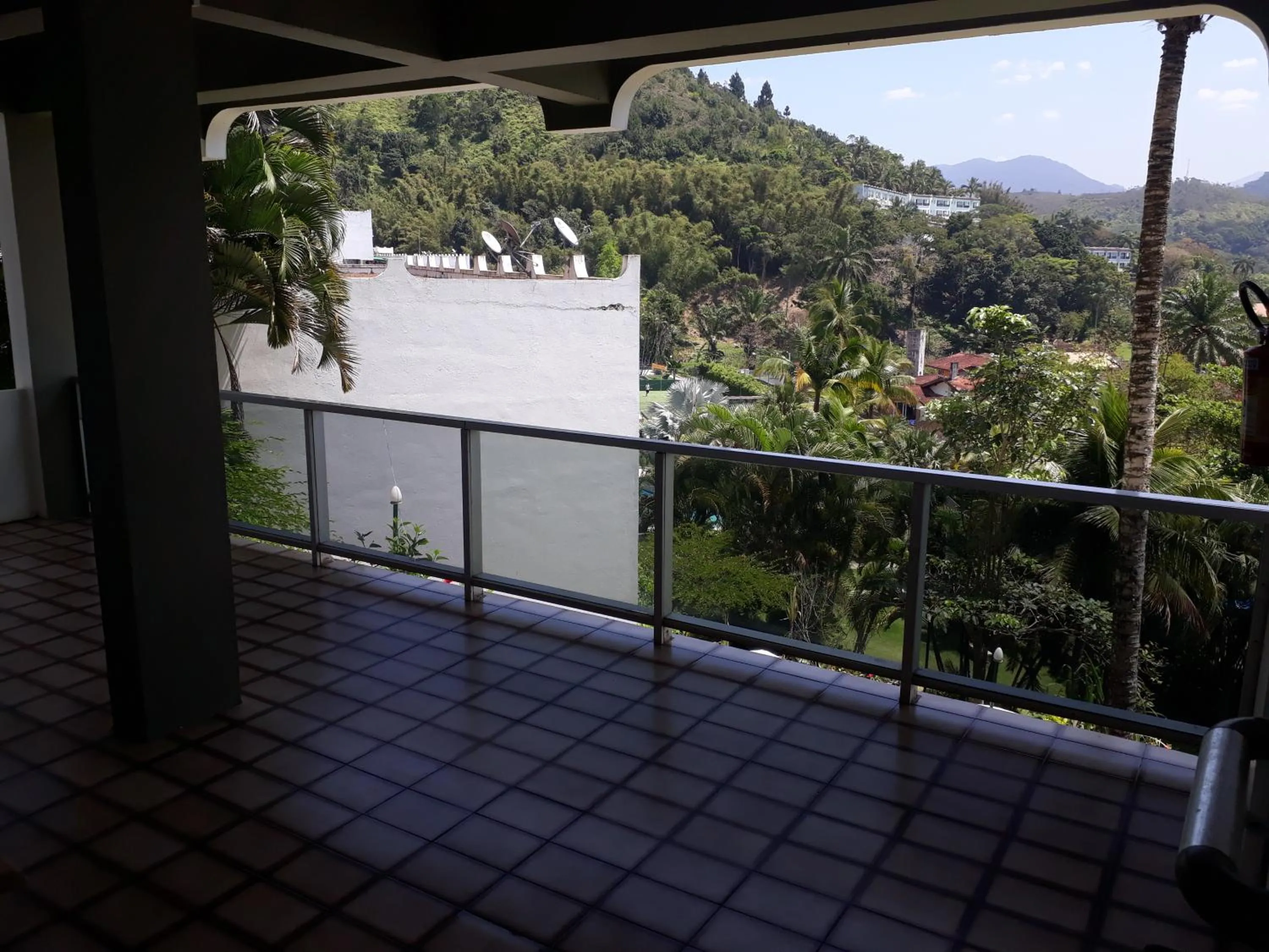 PÉ NA AREIA APTO 708