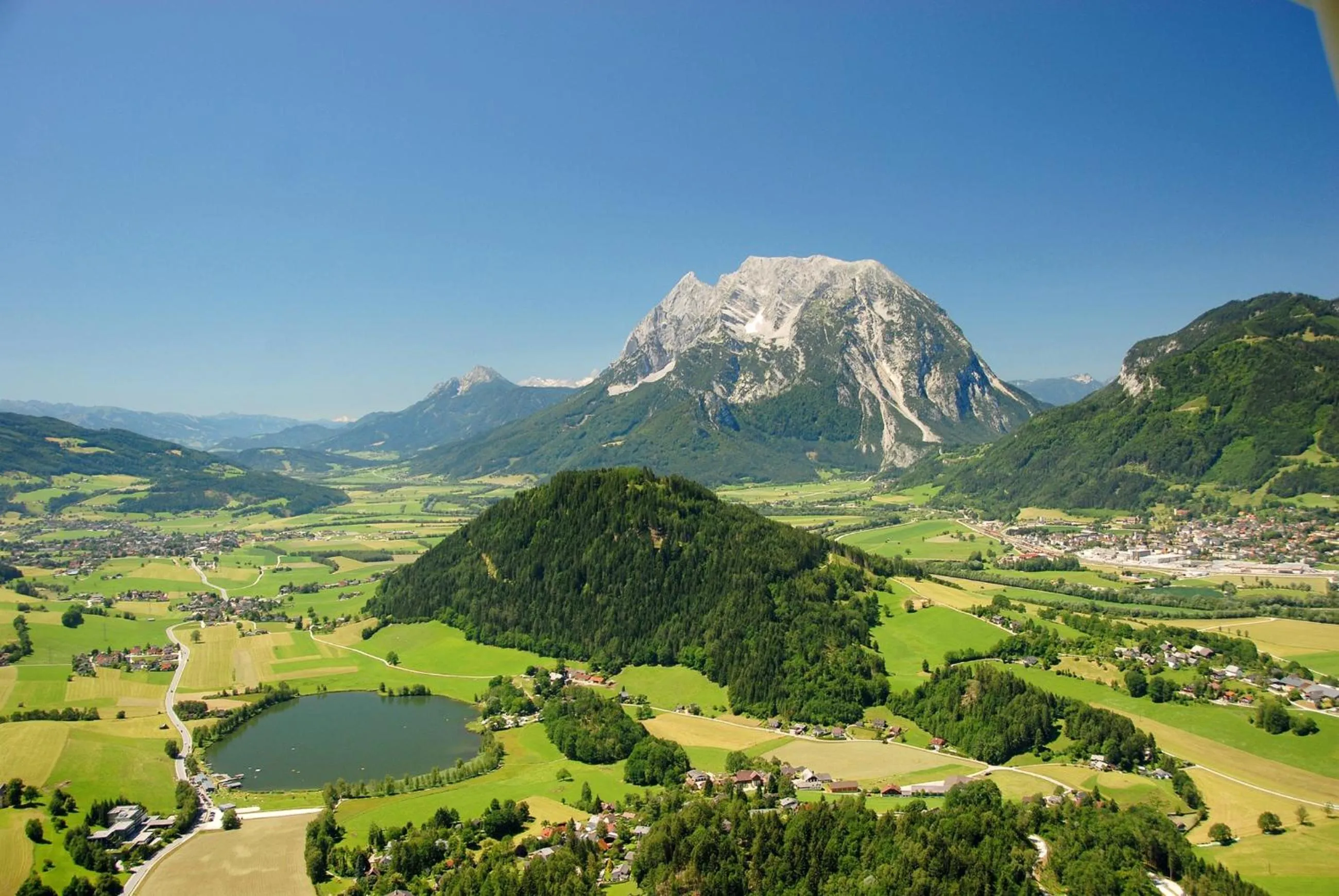 Bird's eye view in Hotel-Restaurant Kirchenwirt Aigen