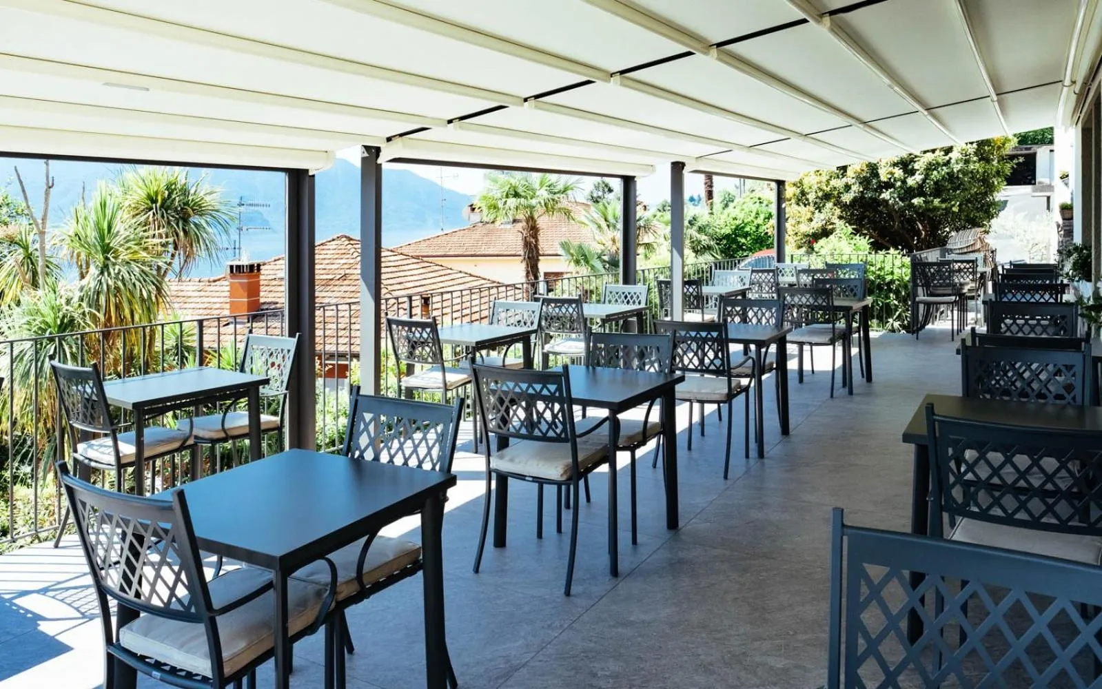 Restaurant/places to eat in Hotel Sole