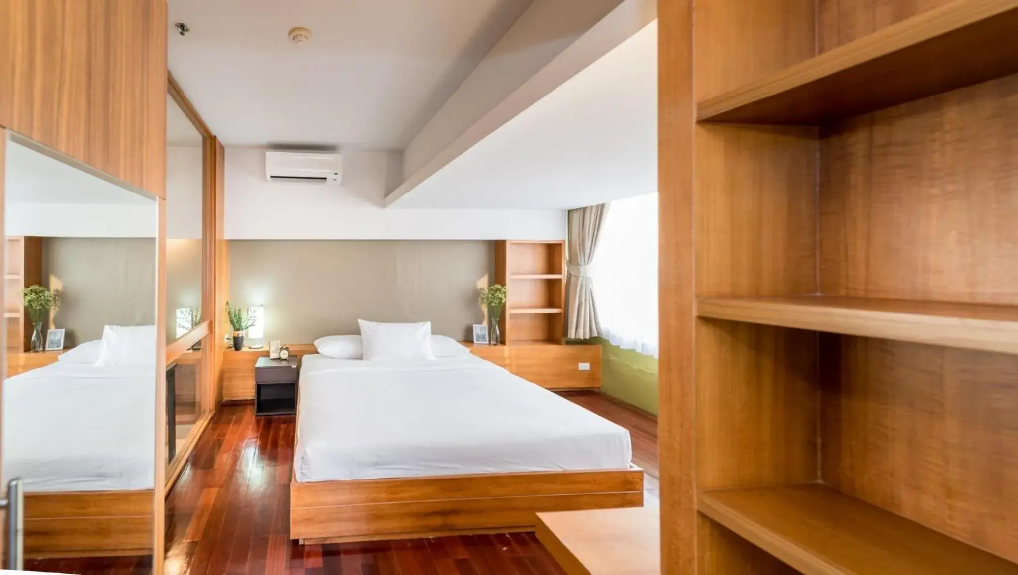 Bedroom, Bed in Laemtong Serviced Apartment Bedroom, Bed in Laemtong Serviced Apartment