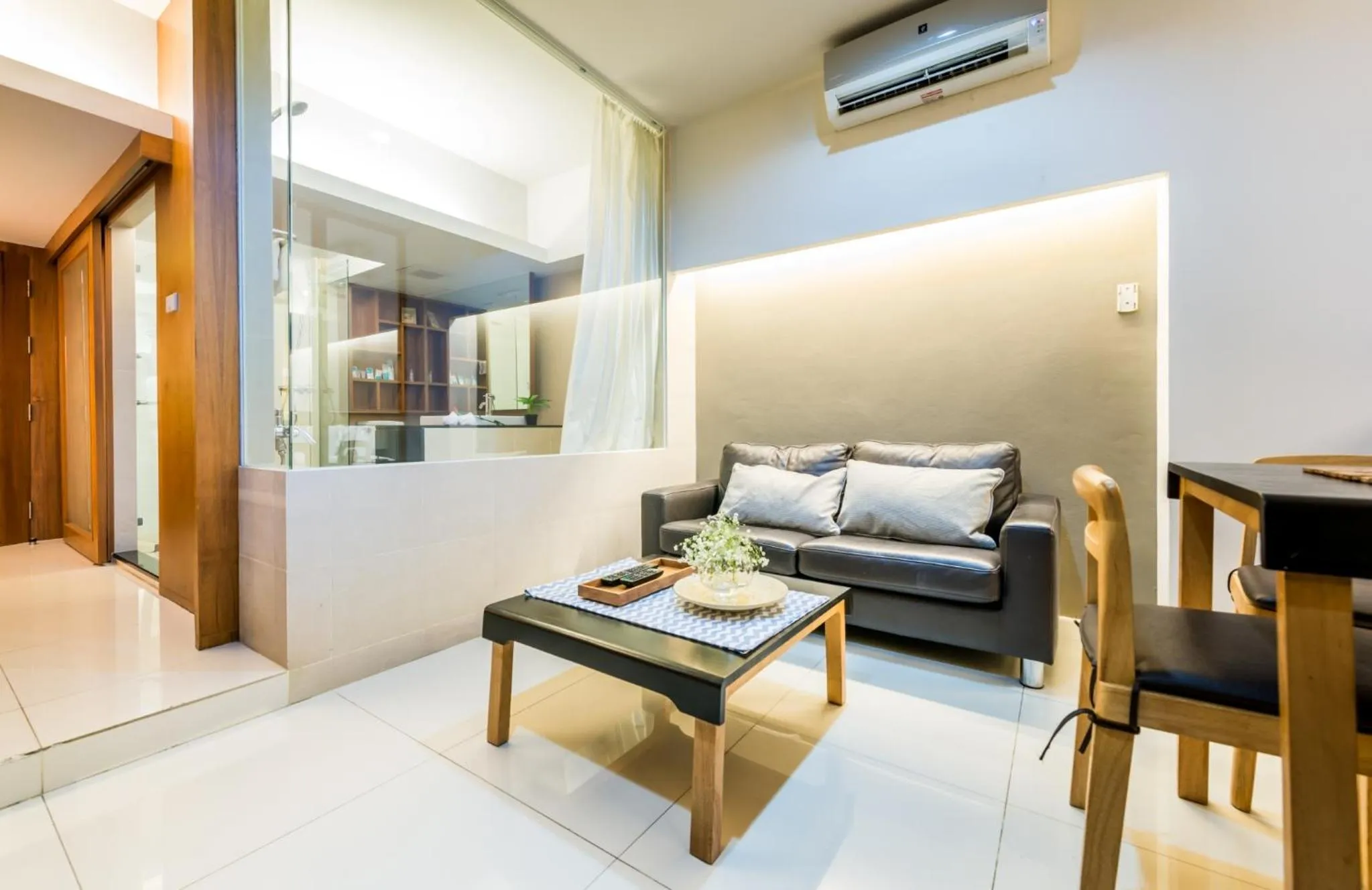 Bathroom, Bed in Laemtong Serviced Apartment