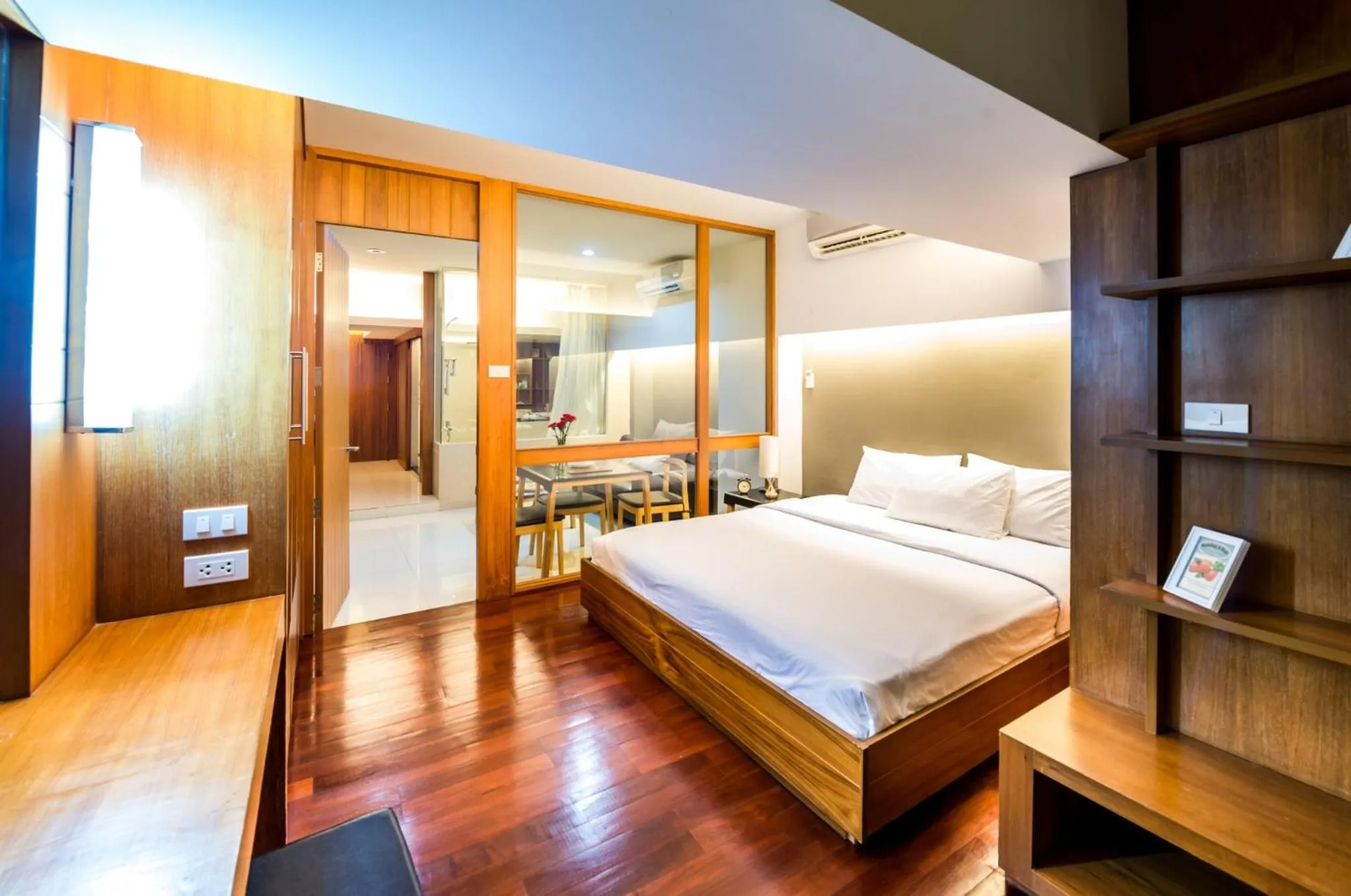 Bedroom, Bed in Laemtong Serviced Apartment