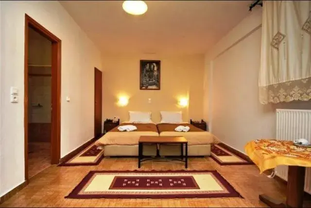 Double or Twin Room in Koustenis Village Double or Twin Room in Koustenis Village