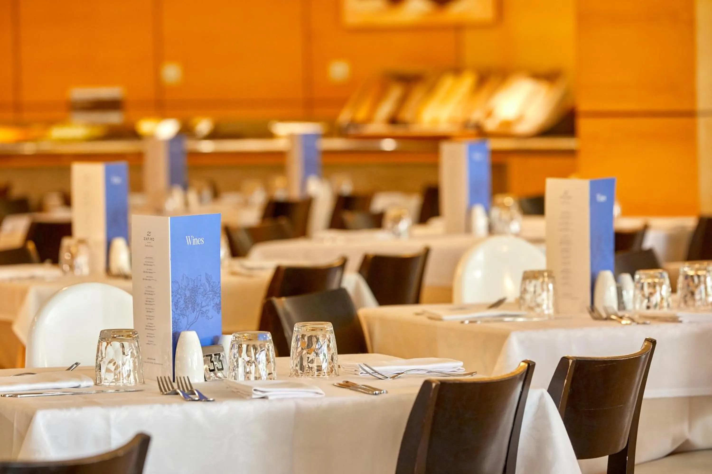 Restaurant/places to eat in Zafiro Cala Mesquida